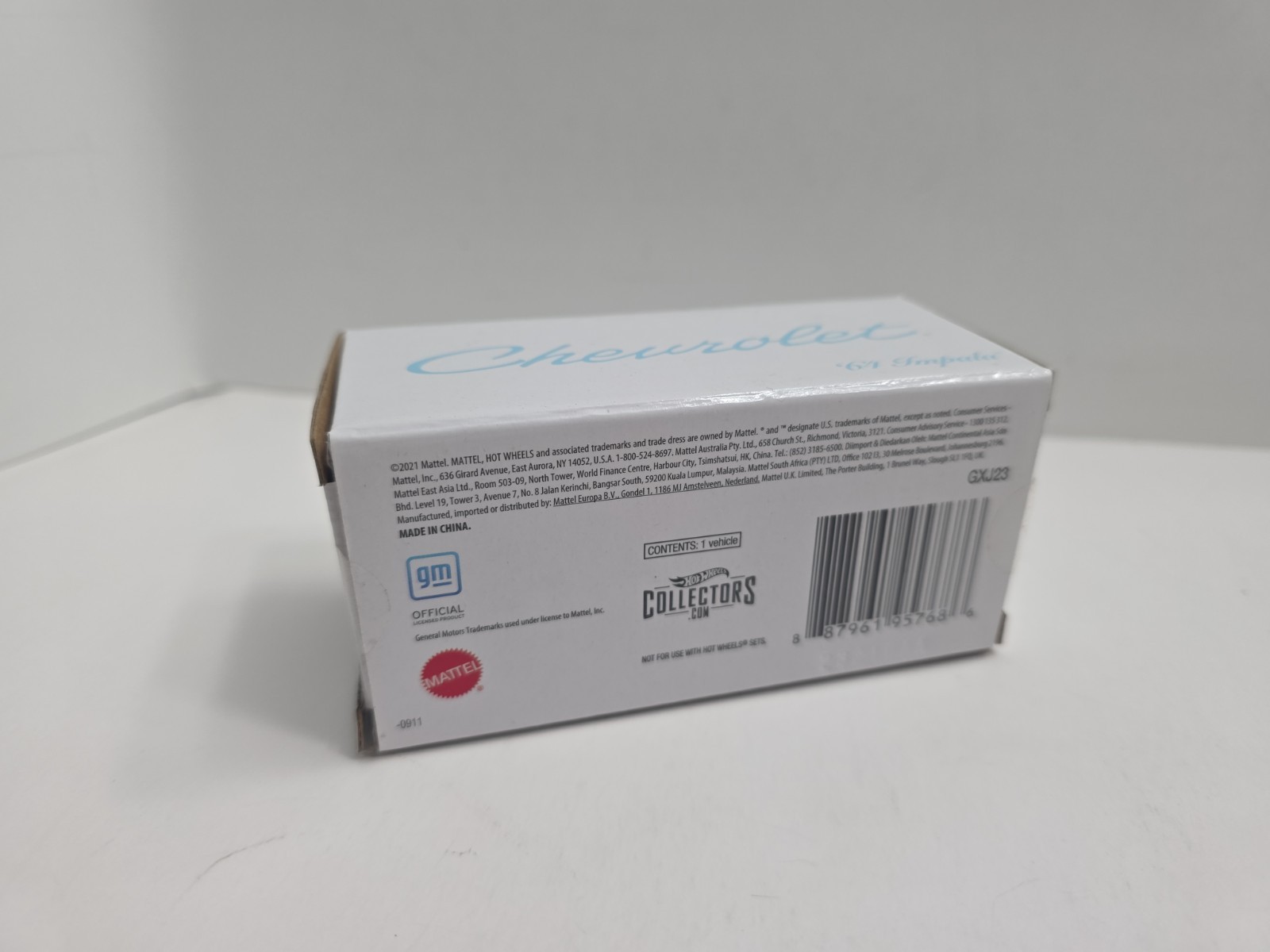 Hot Wheels 2021 RLC Holiday Snowman Chevy ’64 Impala – Spectraflame Light Blue