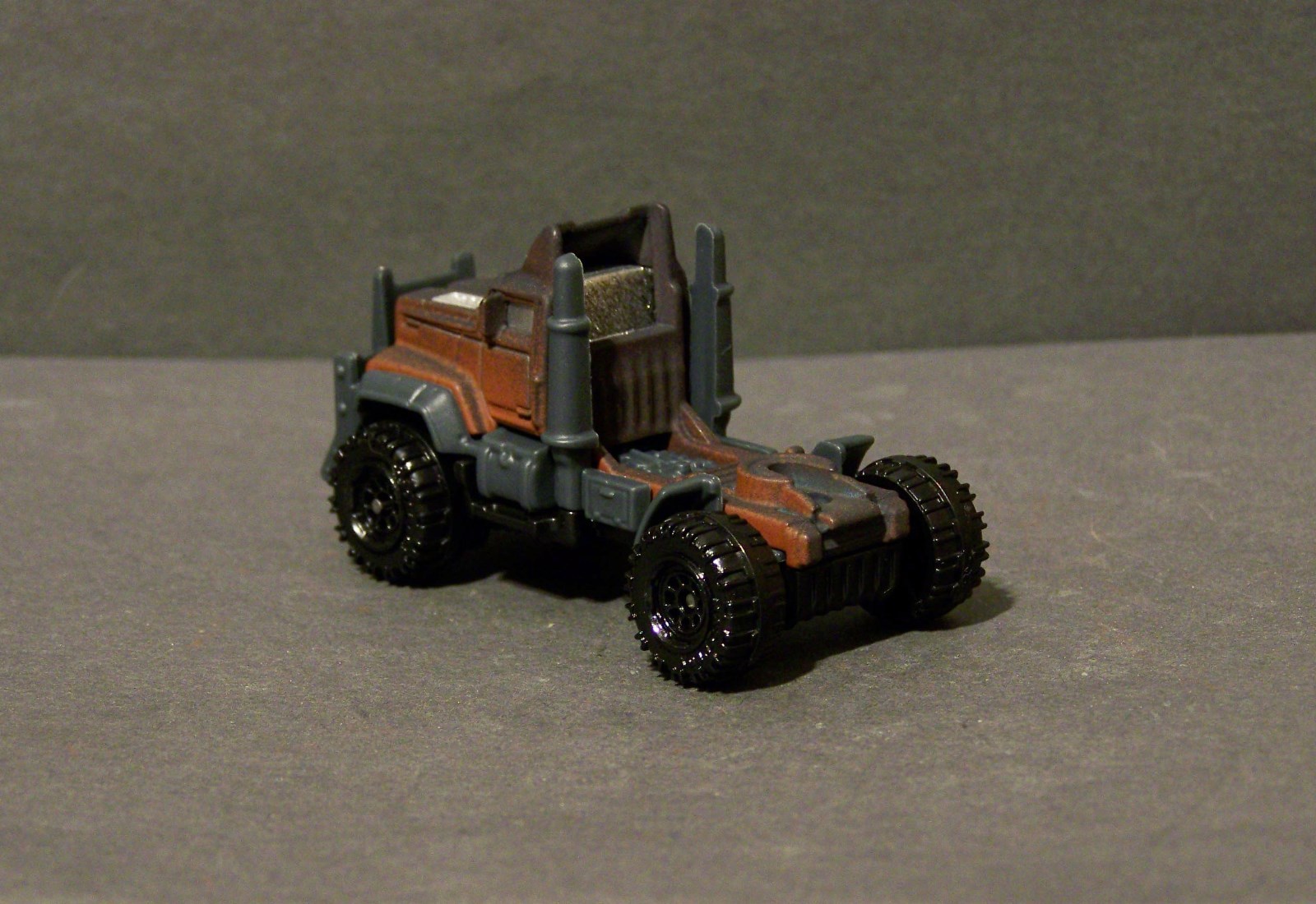 Custom HotWheels and package of War Boy Rig “Movie Metal” MAD MAX FURY ROAD