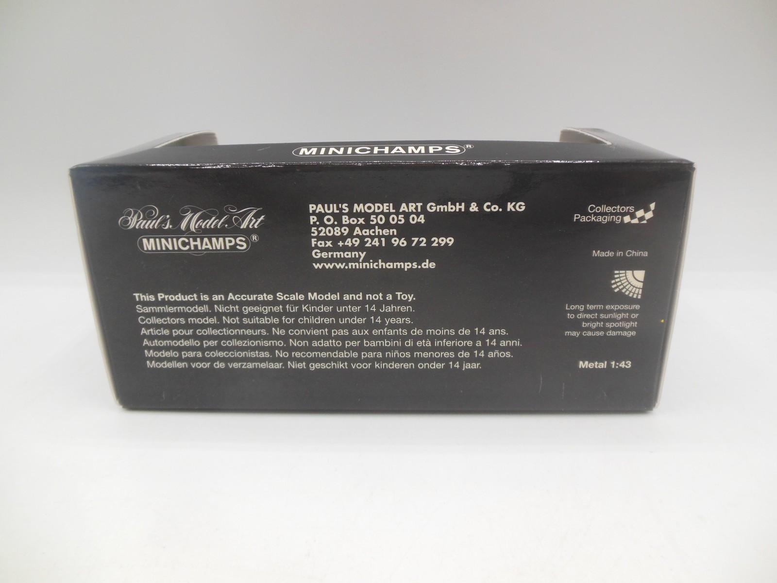Minichamps 400 037130 2007 Mercedes Benz SLR Mclaren Roadster Red Metallic 1:43