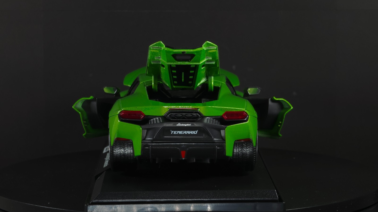 Lamborghini Temerario 1:18 Maisto Exclusive Style Special Edition – Green