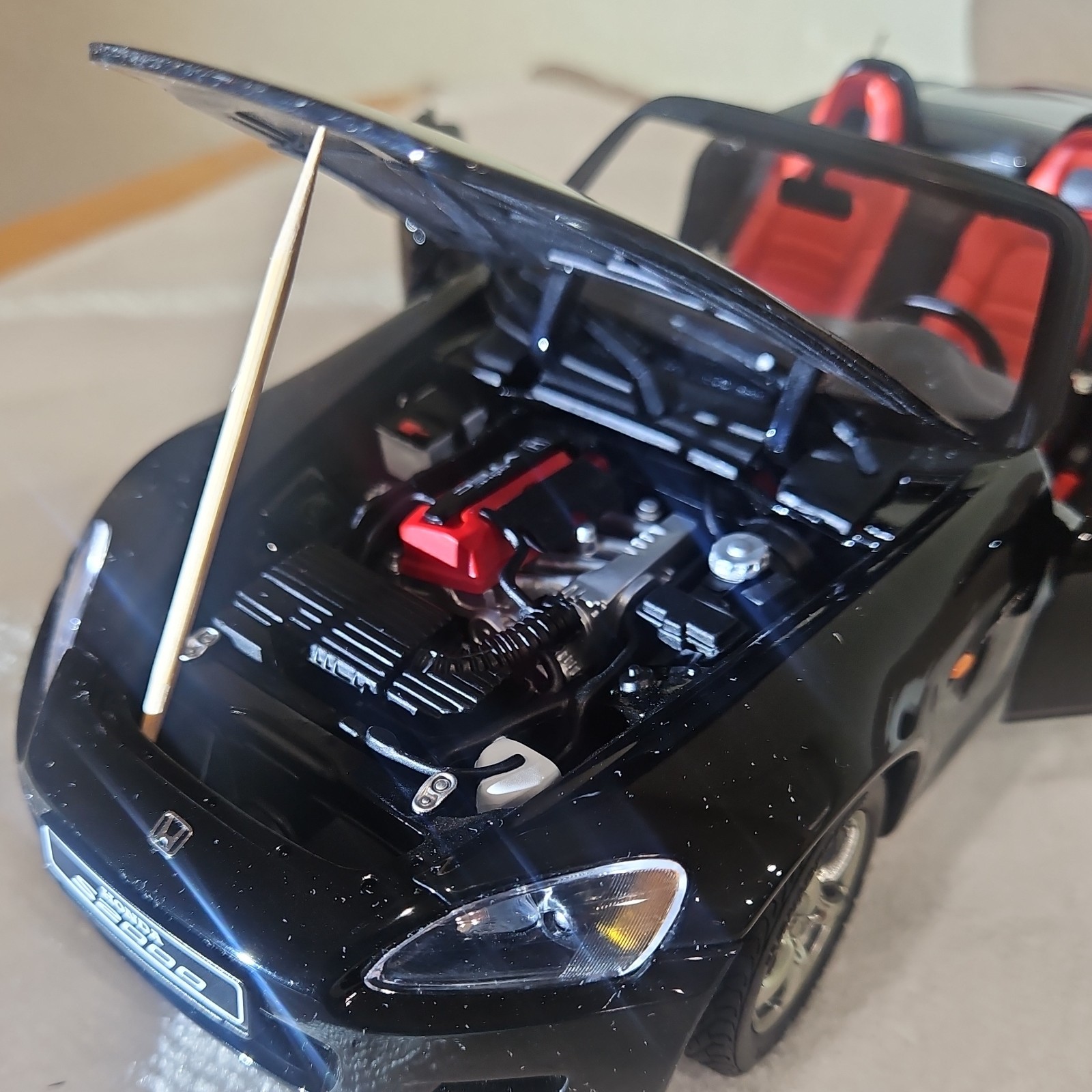 AUTOart Honda S2000 Convertible Diecast Model Car Black/Red Opening Hood & Doors