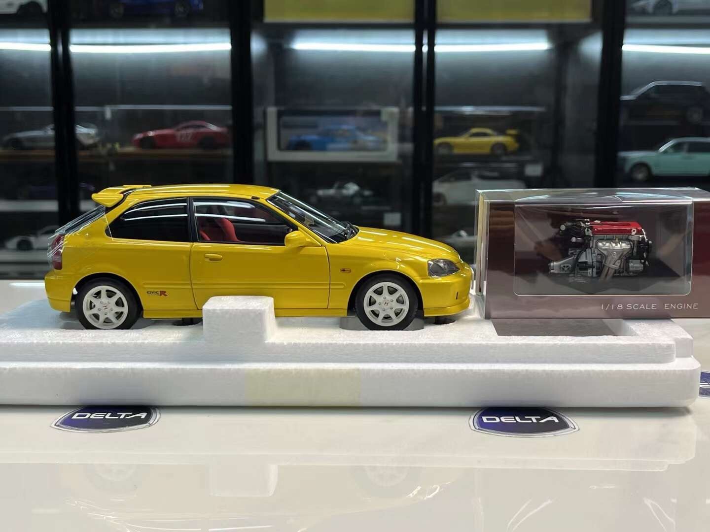 Motorhelix 1/18 honda civic type r EK9