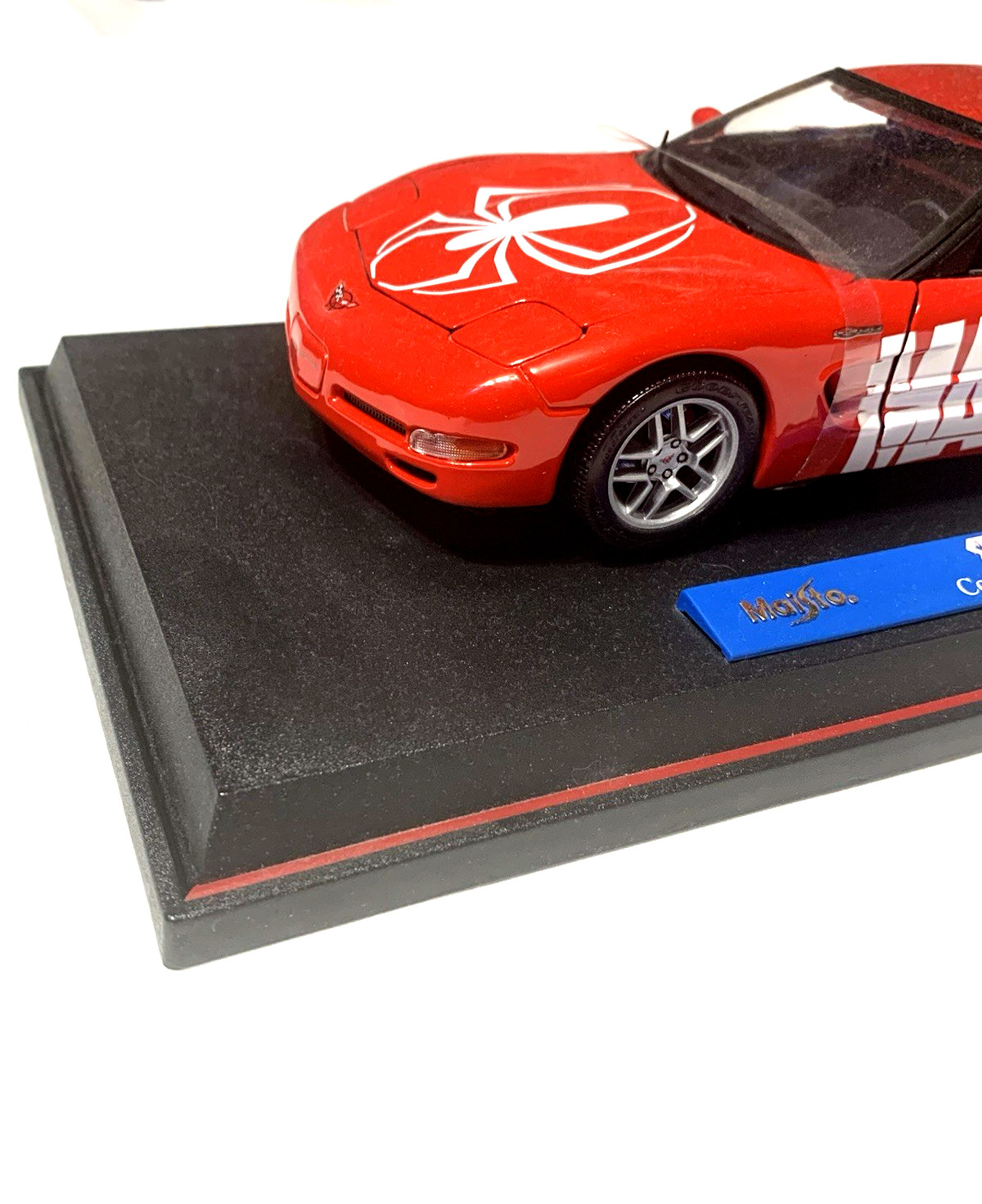 Marvel Spiderman Maisto 2003 1:18 Scale Corvette Z06 Die Cast