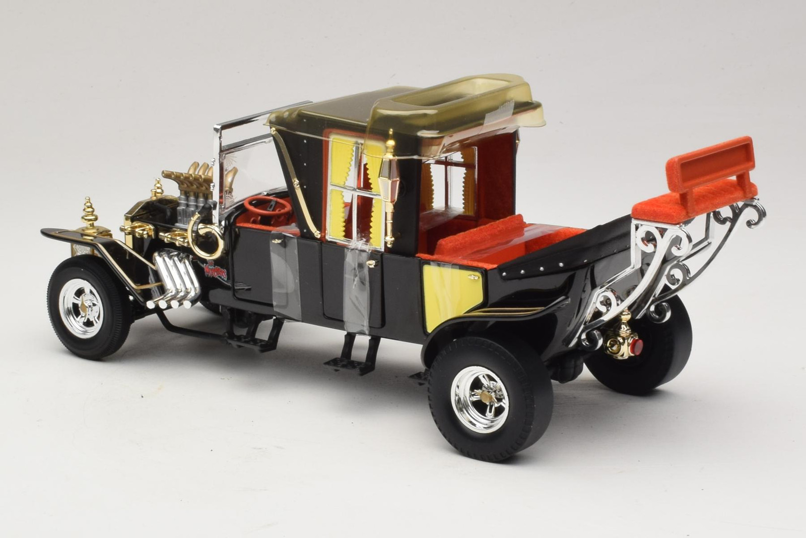 Munsters Koach Black 1:18 Ertl | 33036