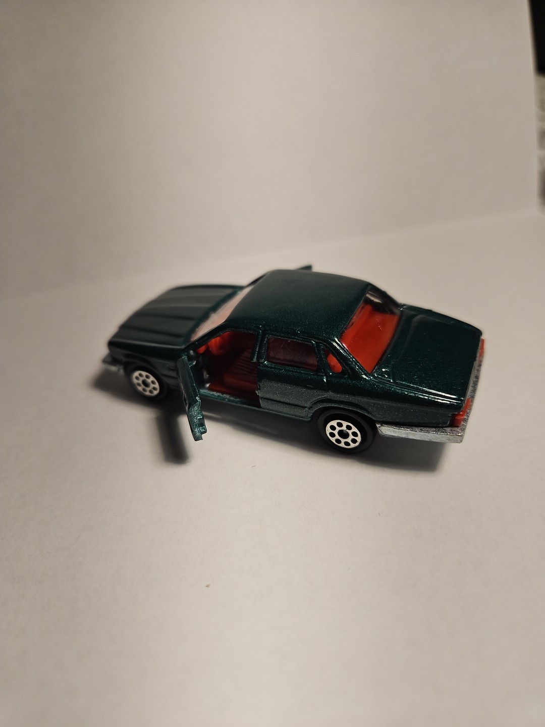 Majorette Jaguar XJ6 Dark Green Metallic No.293 Diecast Car