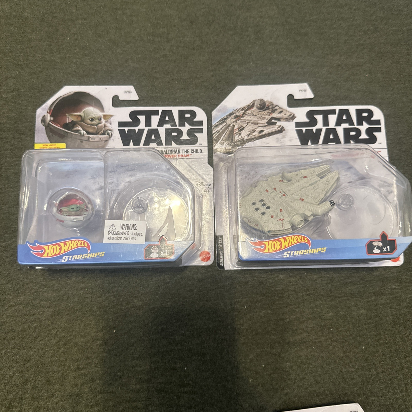 HOT WHEELS STAR WARS MADALORIAN CHILD HOVER PRAM & MILLENNIUM FALCON Disney
