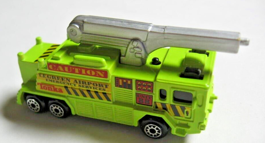 Lot of 13 – 2000 Maisto Tonka Hasbro Diecast / Trucks-commercial -equipment