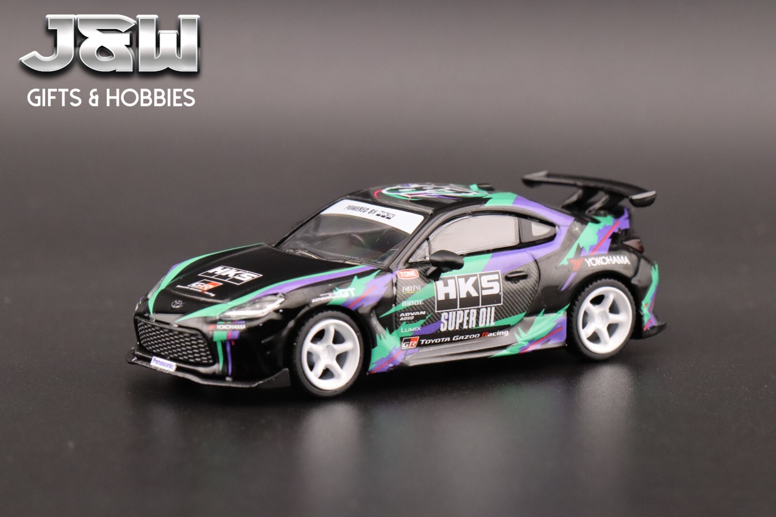 Tarmac Works Toyota GR86 Black HKS Global64 1/64