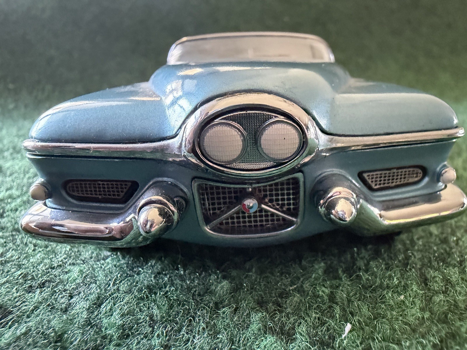 Franklin Mint 1:24 1951 Buick LeSabre Show Car Diecast Model