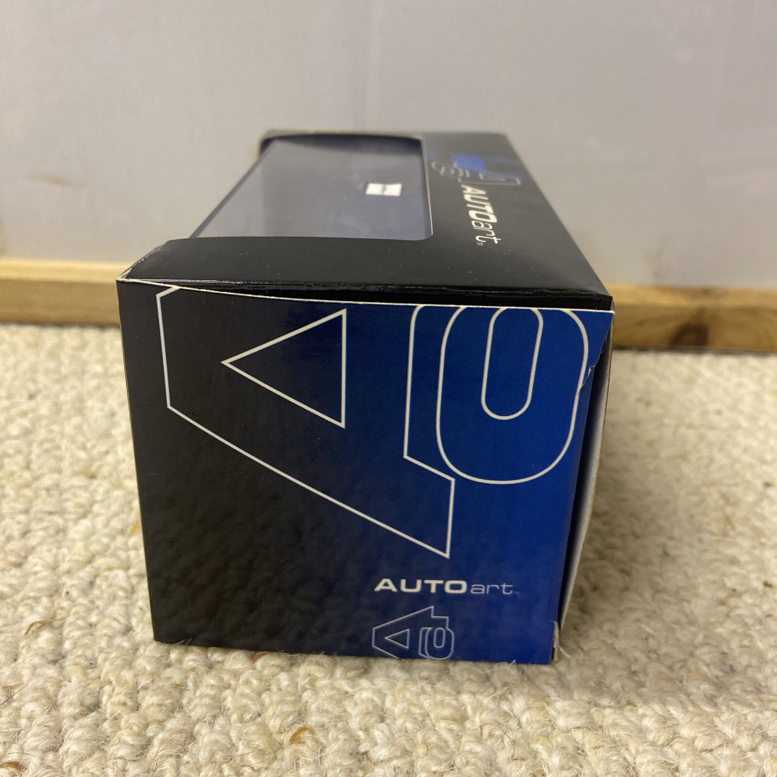 BMW MINI COOPER AUTOART DARK BLUE WITH WHITE ROOF MODEL CAR 1:43 SCALE