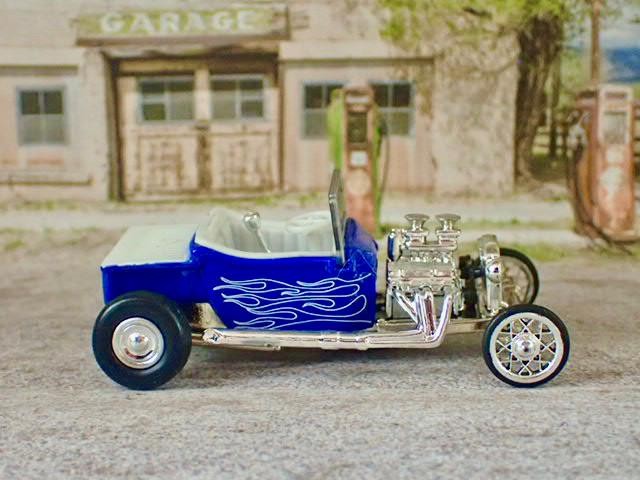 1923 Ford Model-T Twin Carb Flathead V8 Hot Rod Roadster 1/64 Scale Ltd Edit O