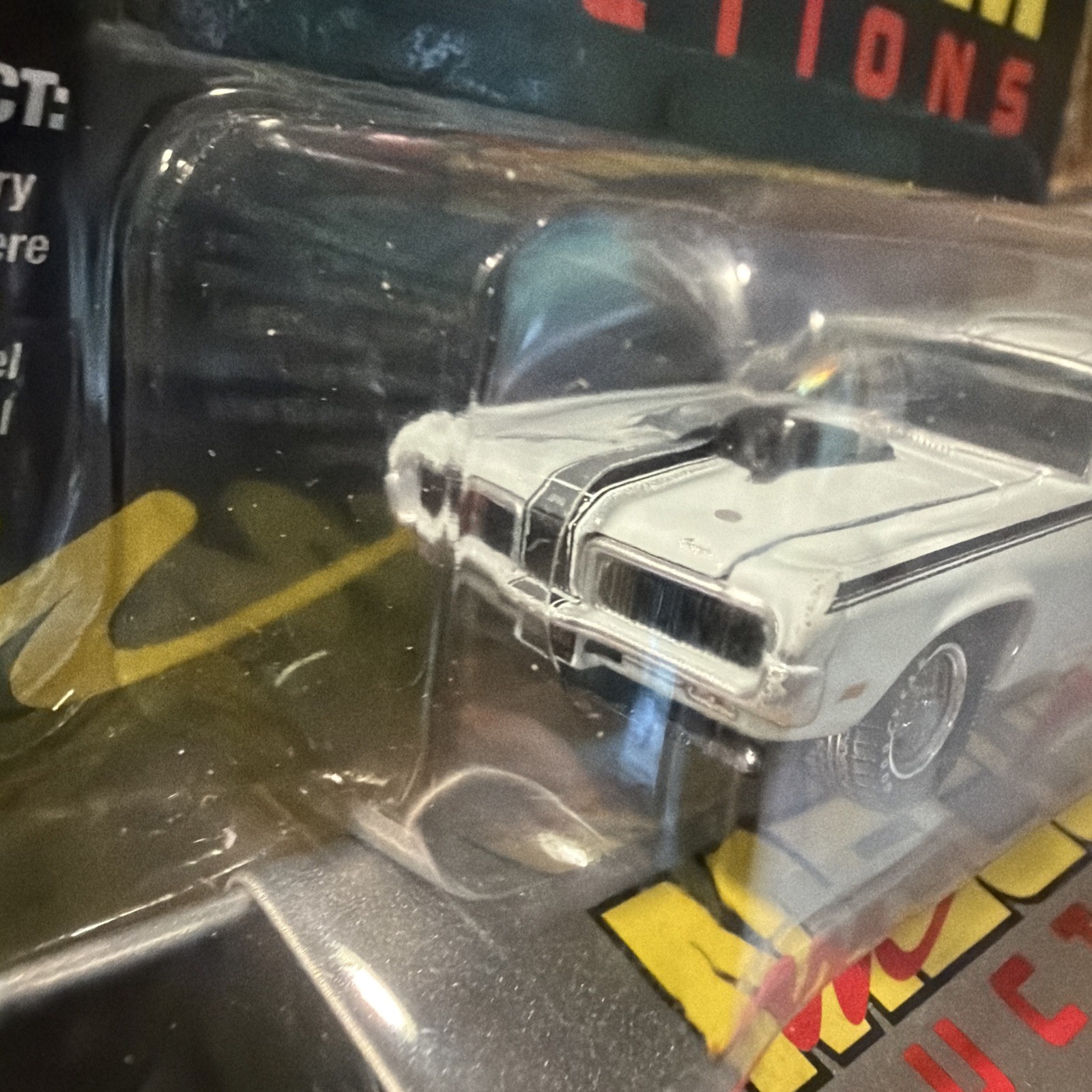 1970🔥Mercury🔥Cougar🔥Eliminator With Tin Storage Mecum Auctions 1/64 Diecast
