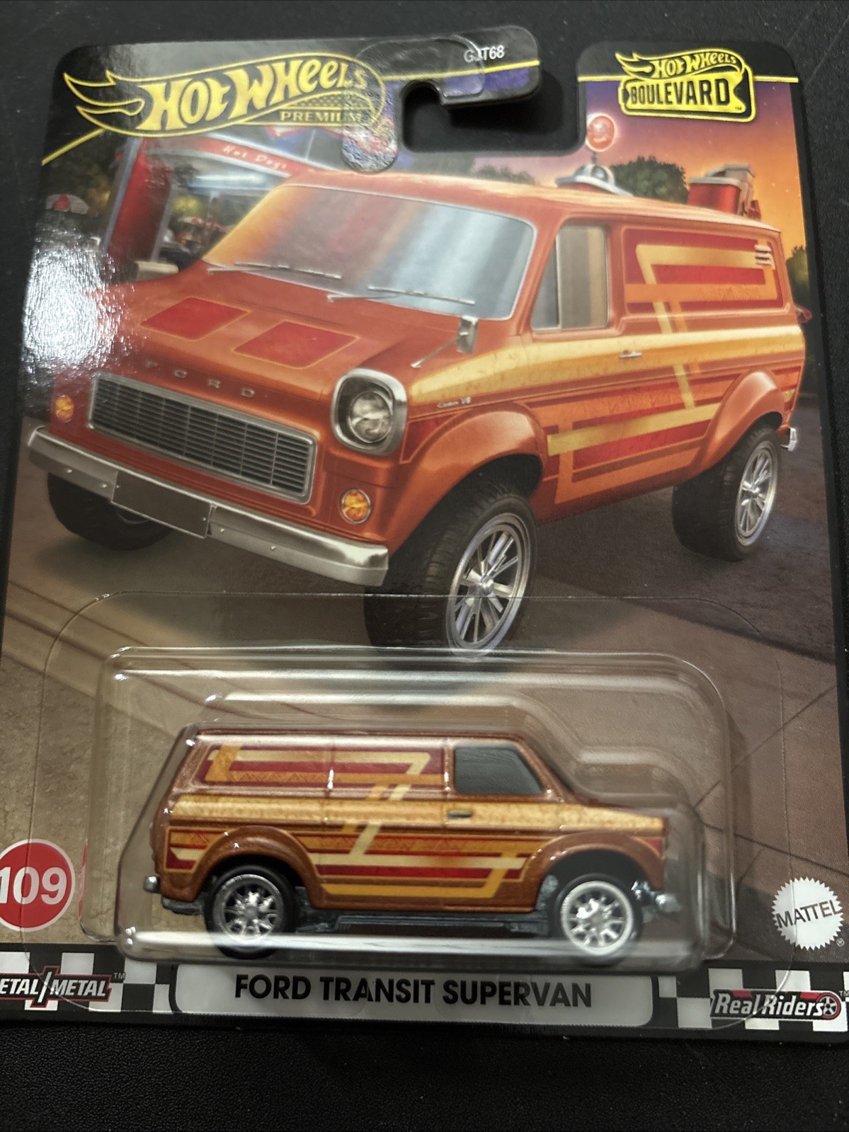 Hot Wheels Premium Boulevard #109 Ford Transit Supervan