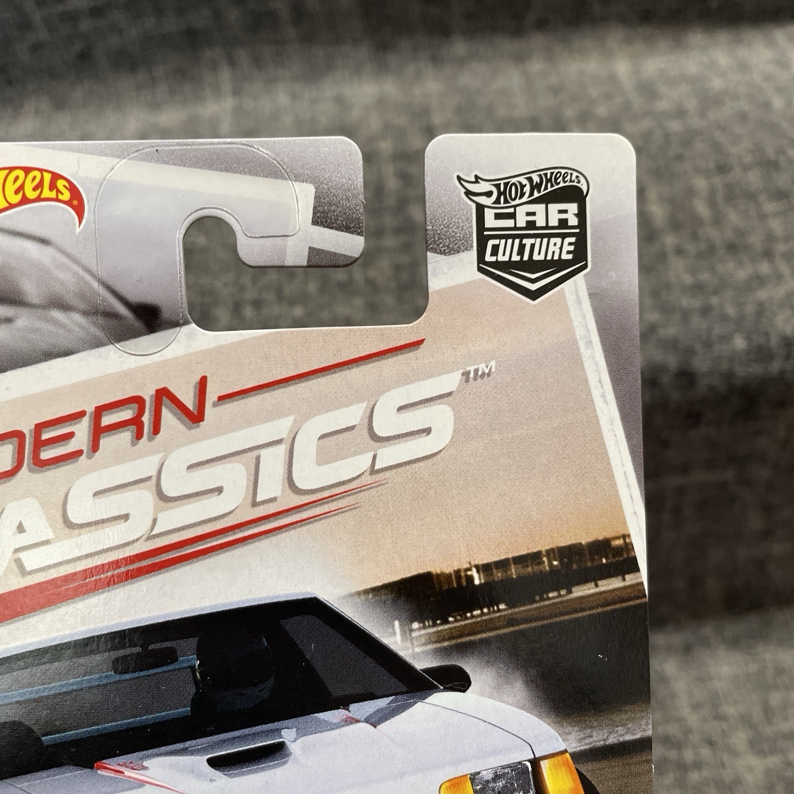 Hot Wheels Car Culture Modern Classics 84 Mustang SVO with Protecto