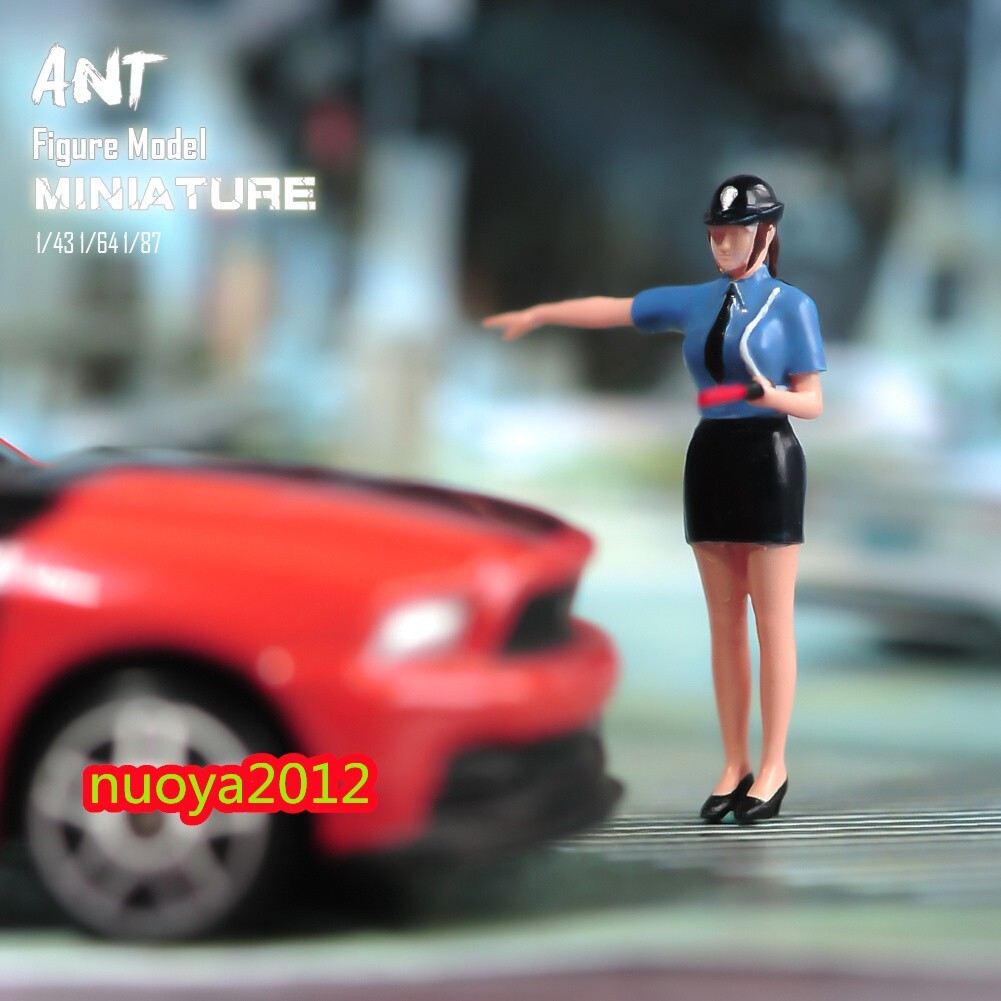 5pc 1/87 Police Girl Scene Props Miniatures Figures Model For Cars Vehicles Toys