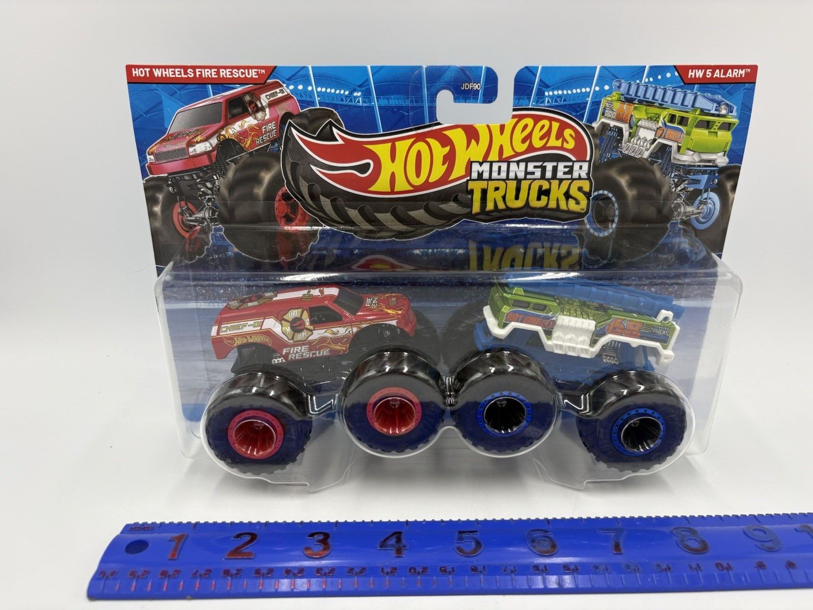Hot Wheels Monster Trucks Hot Wheel Fire Rescue vs HW 5 Alarm Demolition Doubles