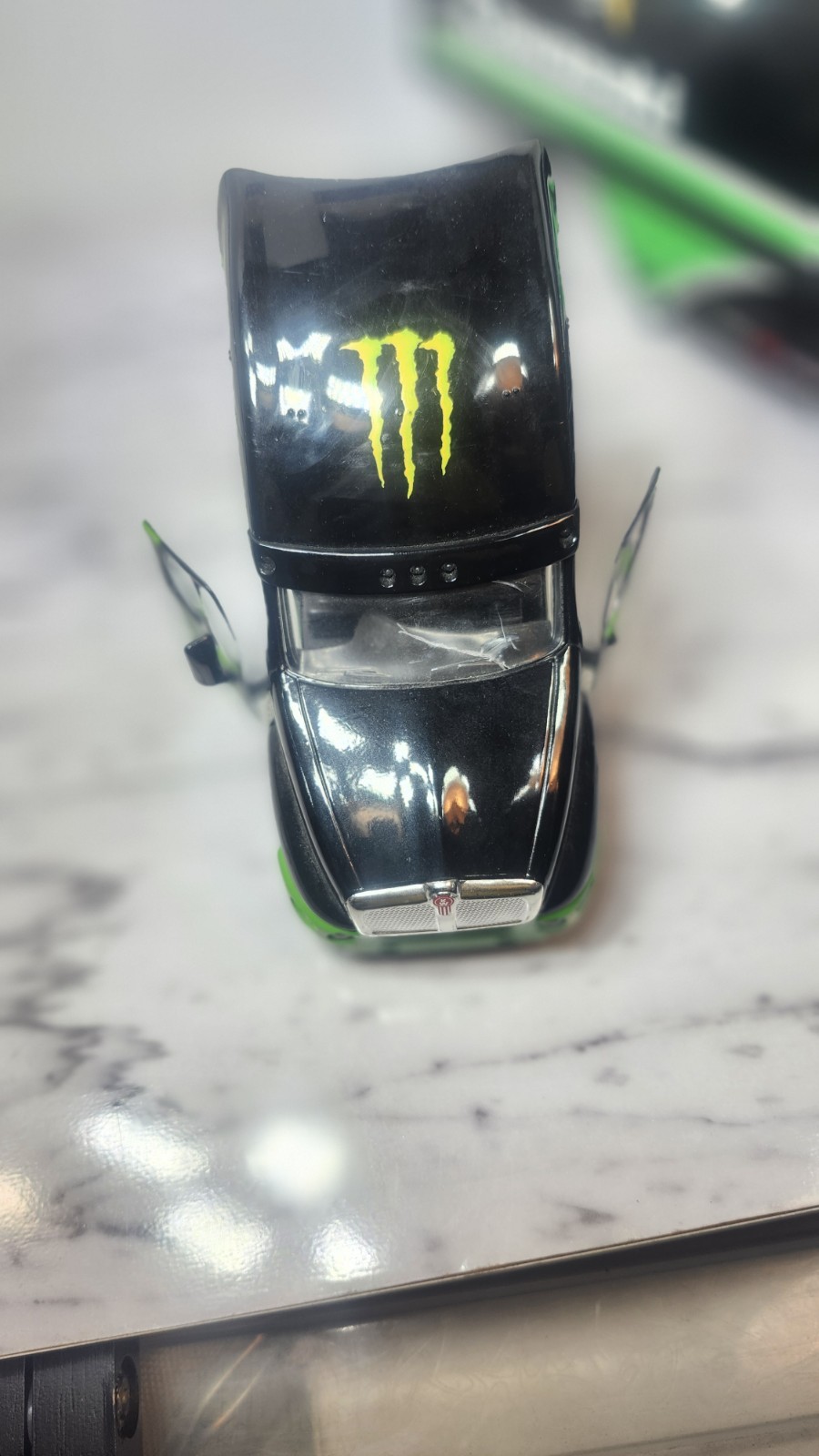 Thor Kawasaki Monster Energy Diecast 1:32 Tractor Trailer