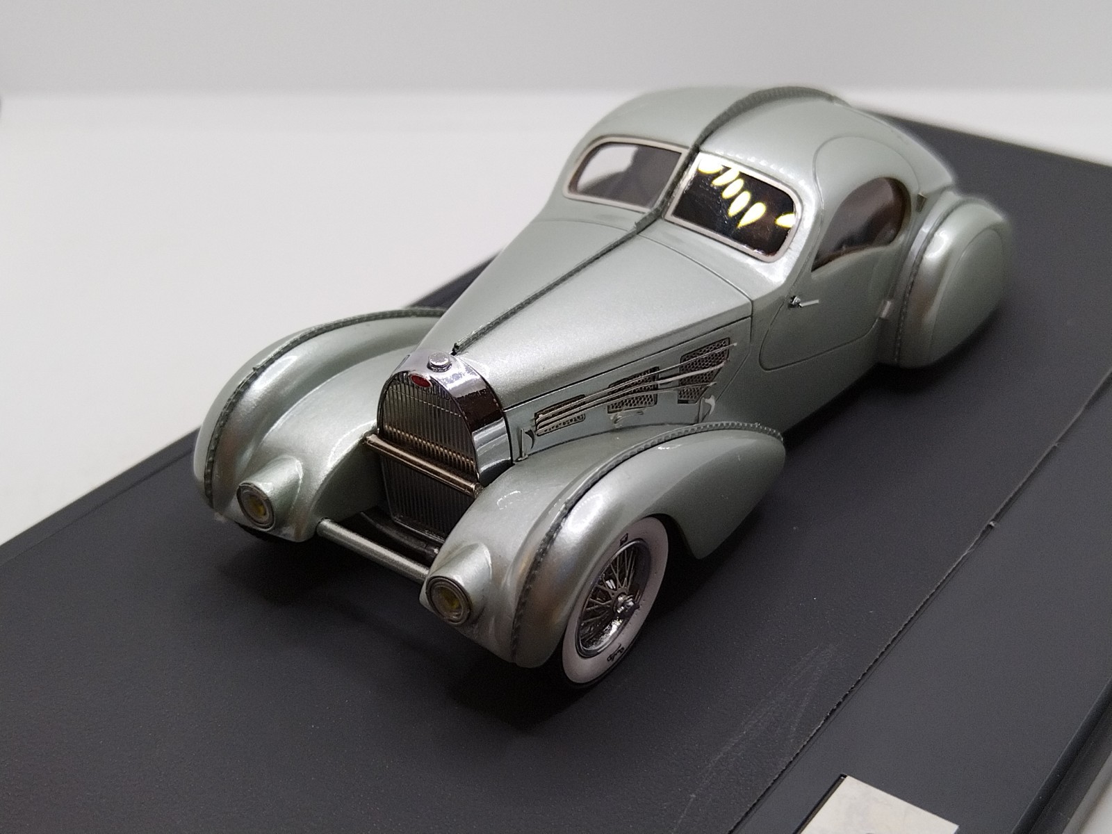 MATRIX 1/43 Bugatti Type 57 Aerolithe 1934. Extremely Rare!