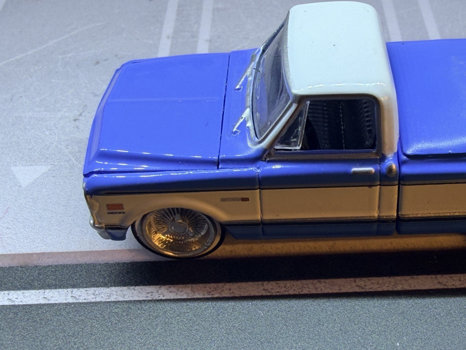 1971 CHEVROLET C-10 SUPER CHEYENNE PICKUP 2024 GREENLIGHT loose on 3D wheels