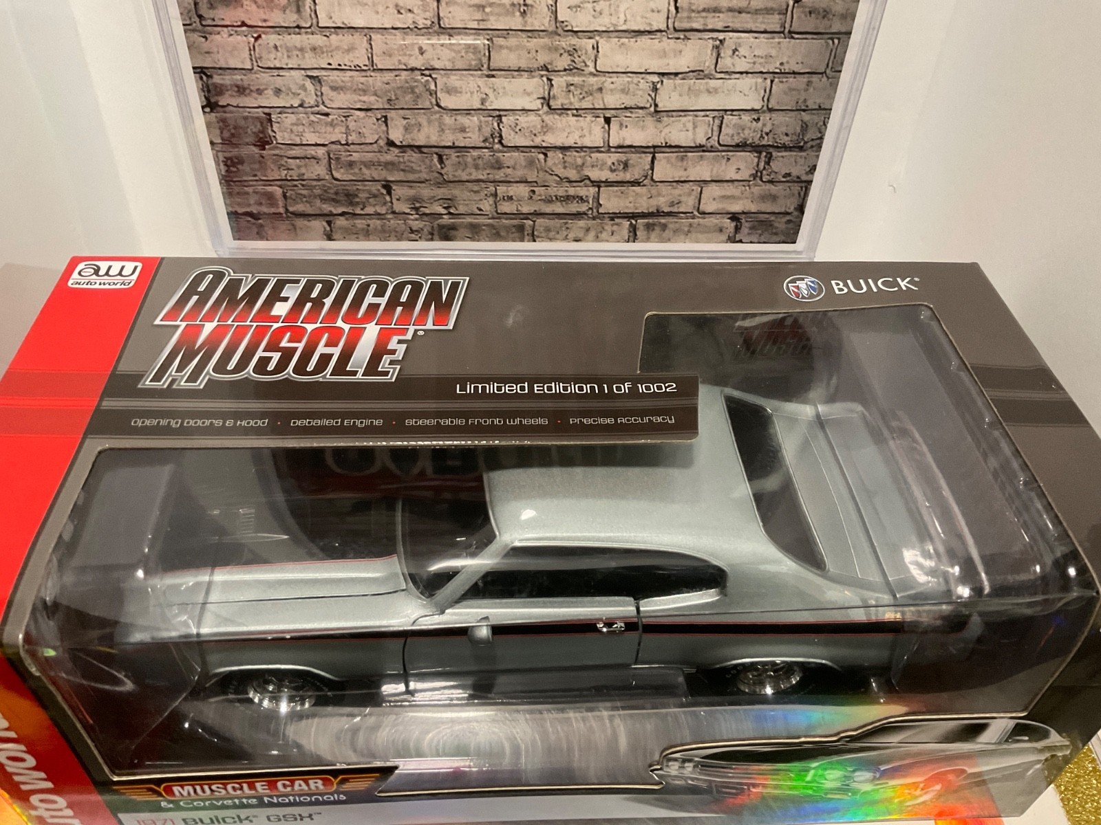 AutoWorld 1:18 1971 BUICK GSX 1 OF 1002