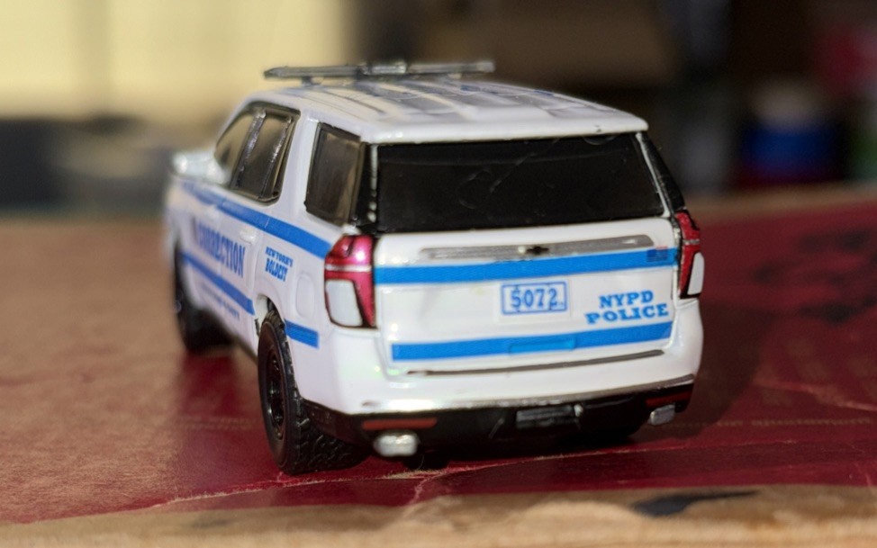 1/64 Kitbash Chevy Tahoe NYCD New York City Corrections Department Transport