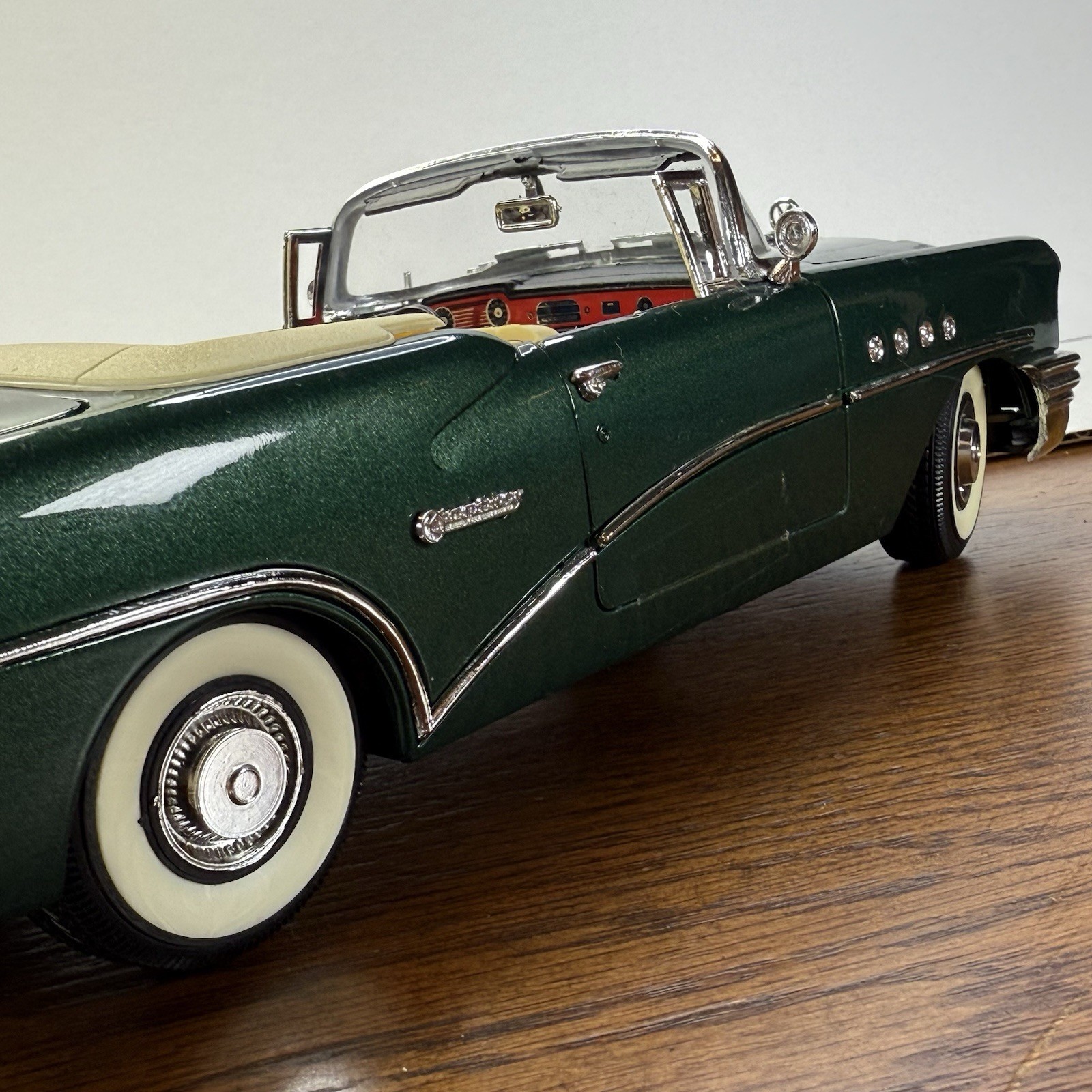 Mira Golden Line 6186 1955 Buick Century 1:18