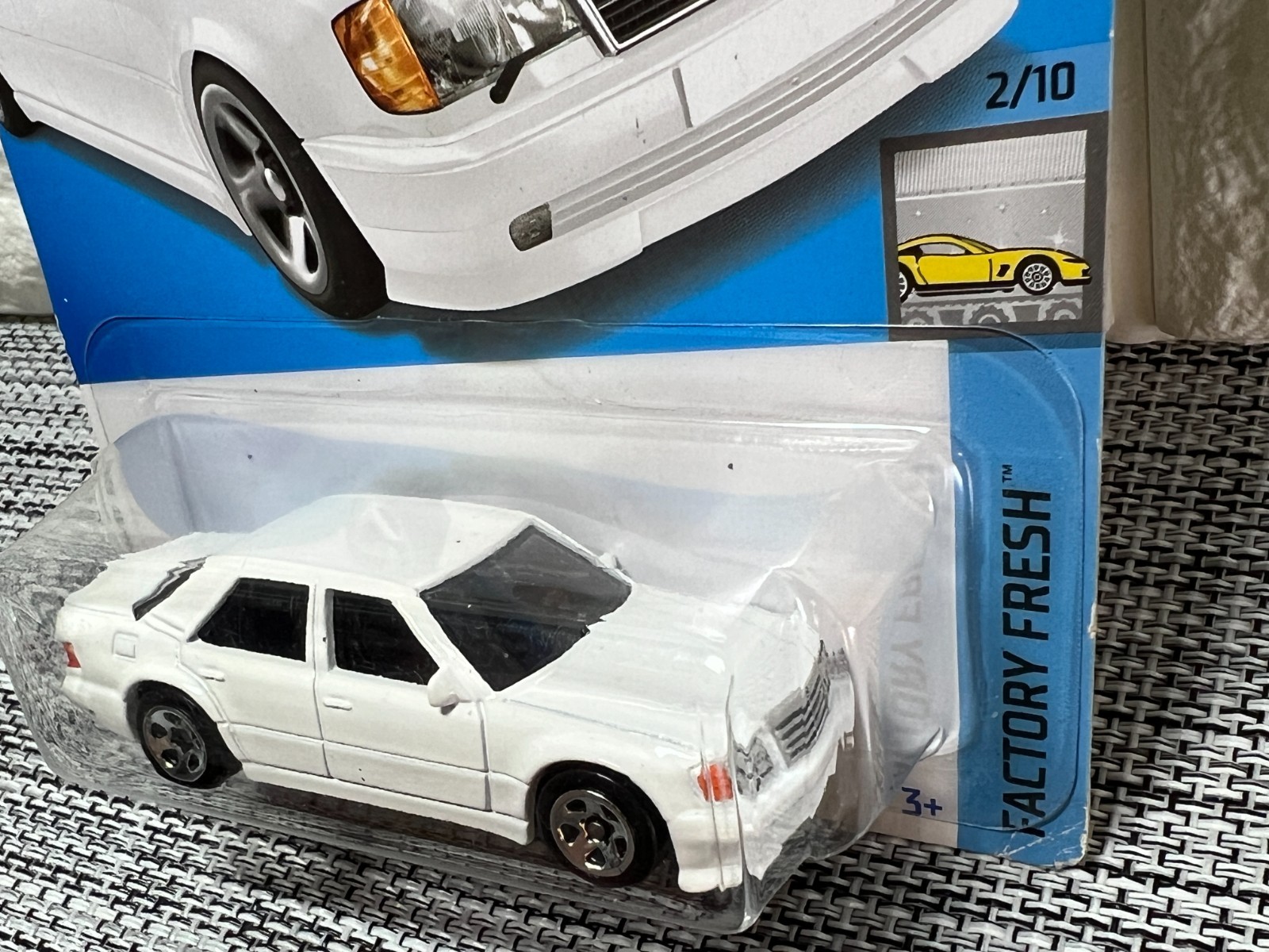 Hot Wheels Factory Fresh 2/10 Mercedes-Benz 500 E 86/250 Dollar General White