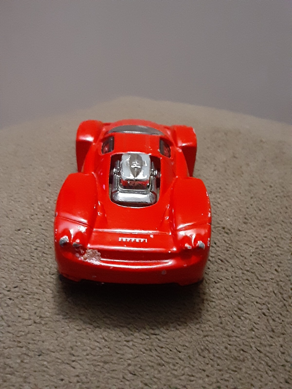 Hot Wheels Enzo Ferrari Diecast Car Red 2003