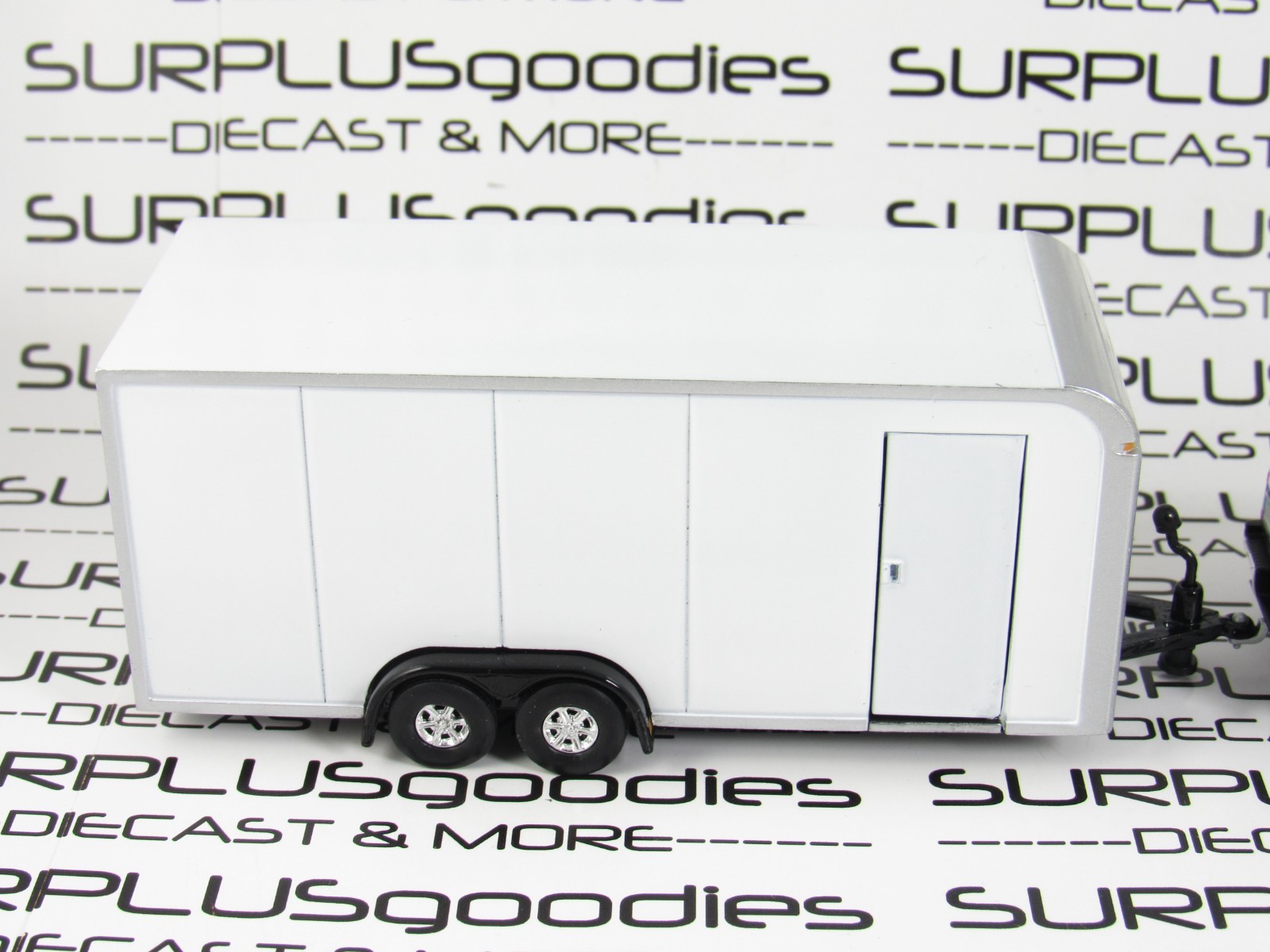 Greenlight LOOSE 2019 FORD F350 LARIAT Dually Pickup w/White Enclosed Trailer