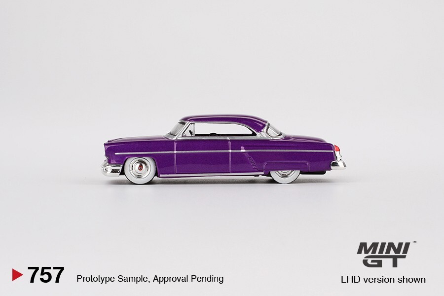 Mini GT 1:64 Lincoln Capri Hot Rod 1954 Purple Metallic Diecast Car MGT00757