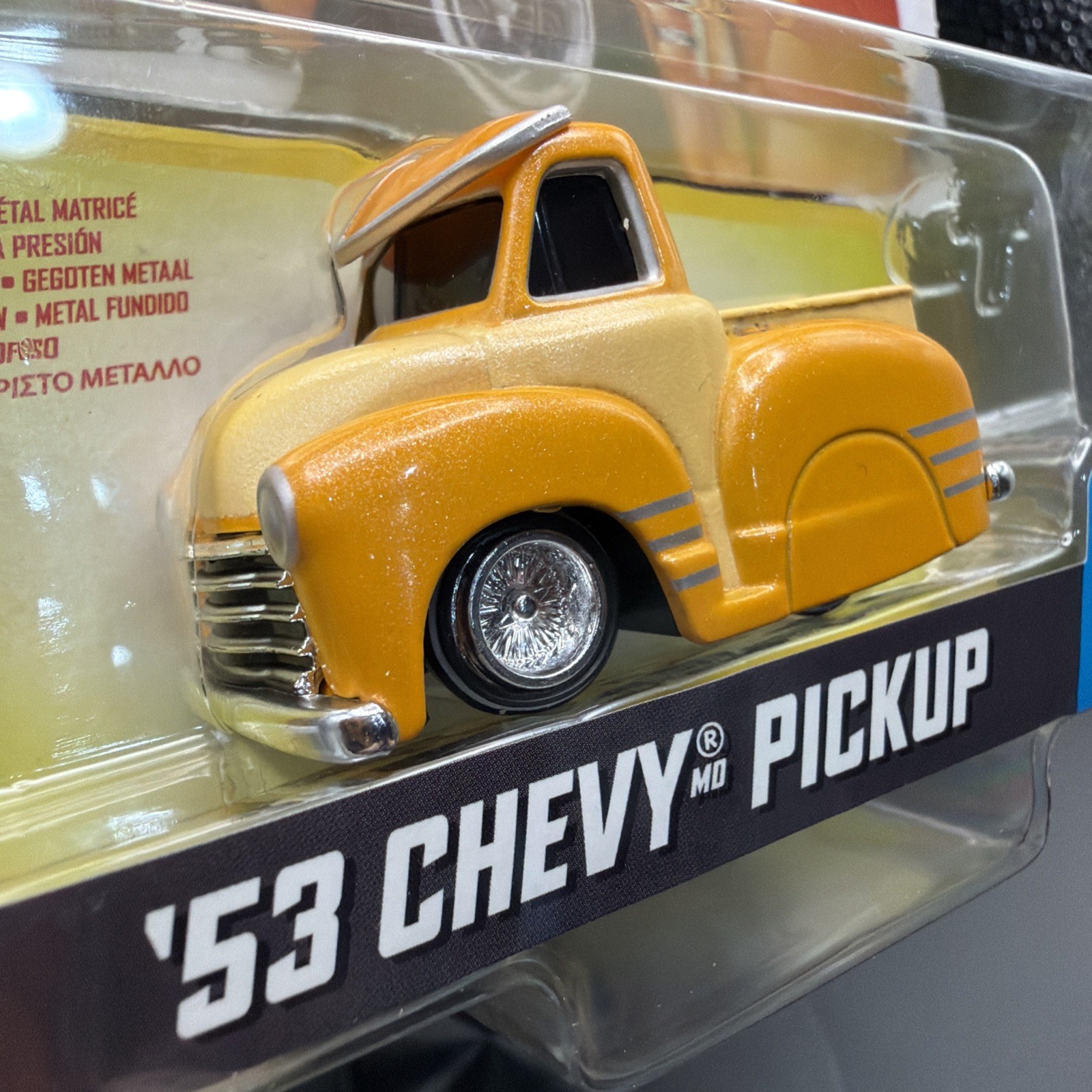Car Tuned Series 6 ‘53 Chevy Bel Pickup 06