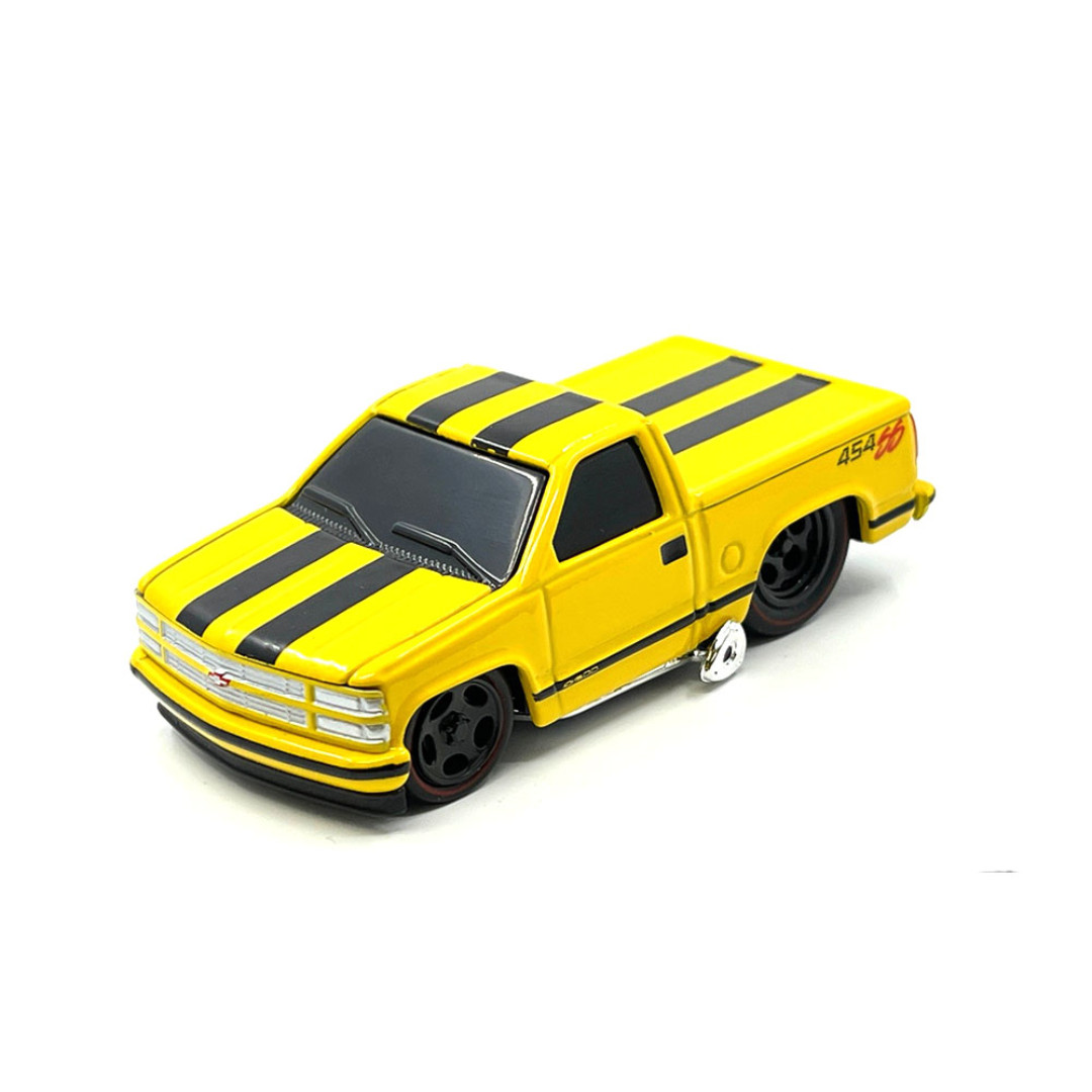 Muscle Machines 1:64 1993 Chevrolet 454 SS Pickup Truck Limited Edition – Yellow