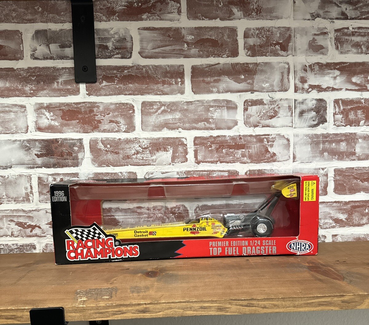 Racing Champions Premier edition 1:24 scale Die cast Top fuel Dragster 1996 Edi