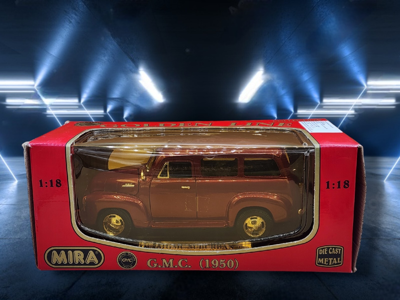 Mira Golden Line 1:18 Scale Diecast Metal G.M.C. 1950 Burgundy Red Suburban MIB