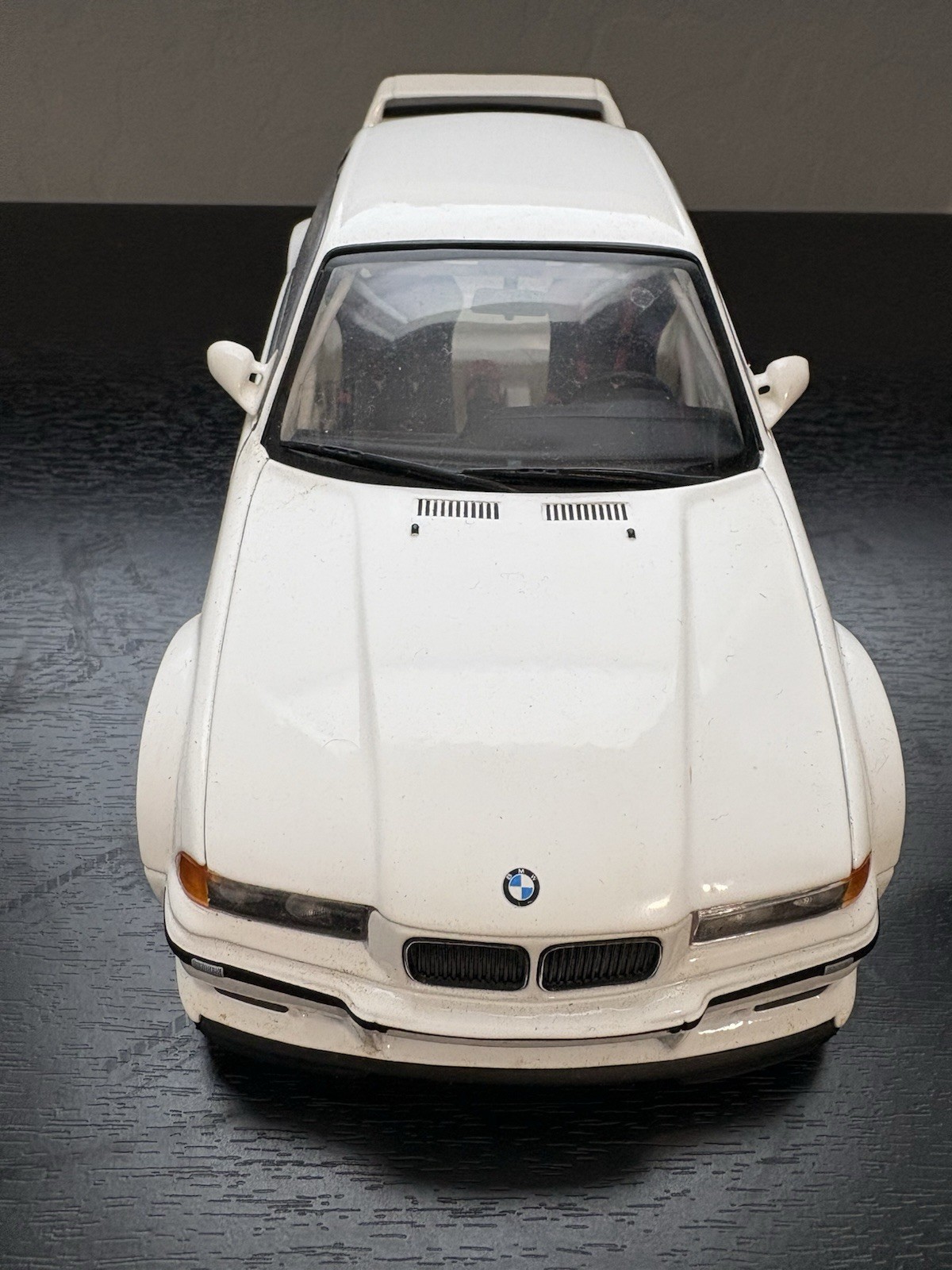1:18 UT Models BMW E36 M3 GTR in White