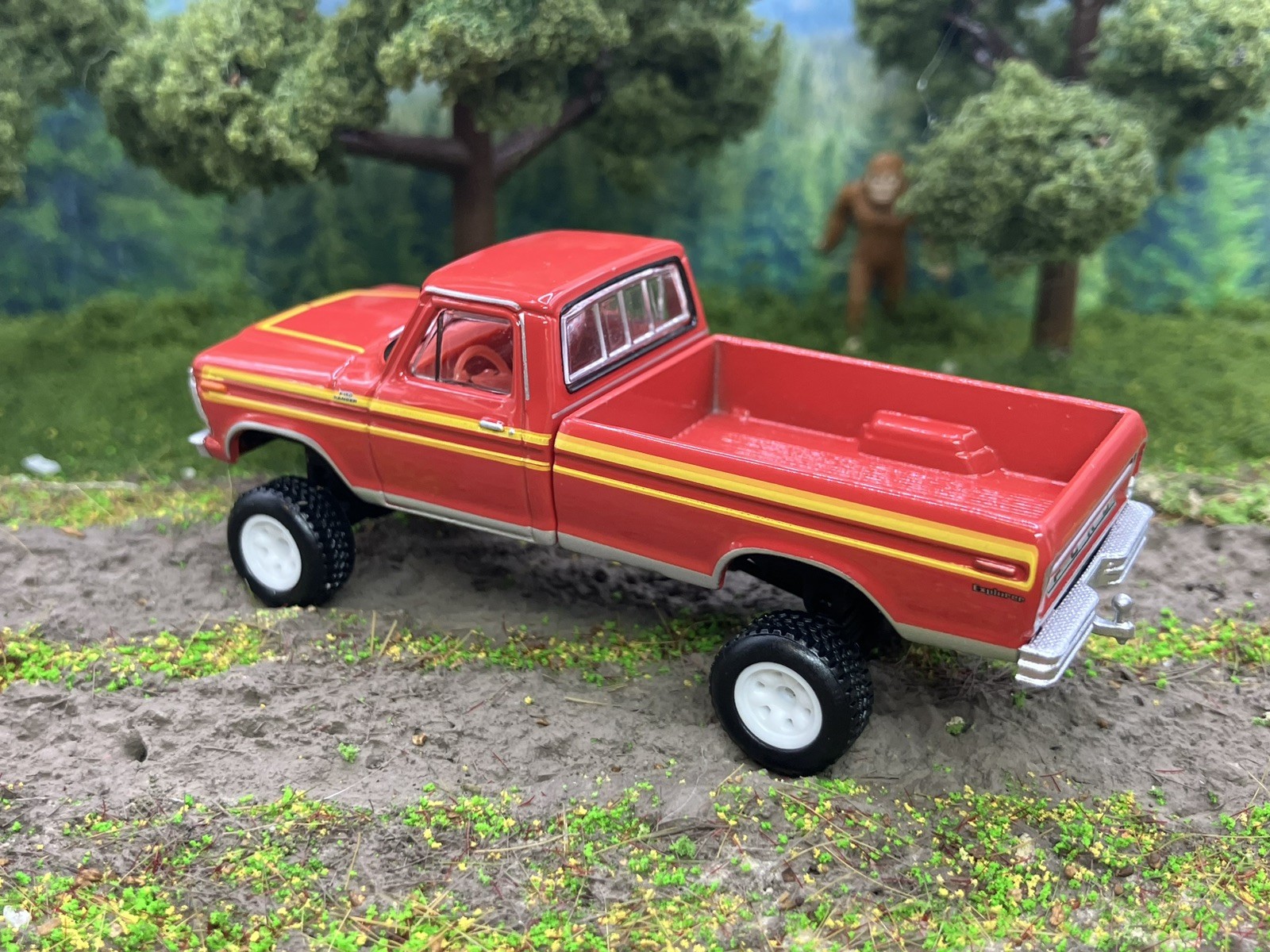 1978 Ford F-150 Ranger Explorer Lifted 4×4 Truck 1/64 Diecast Custom Greenlight