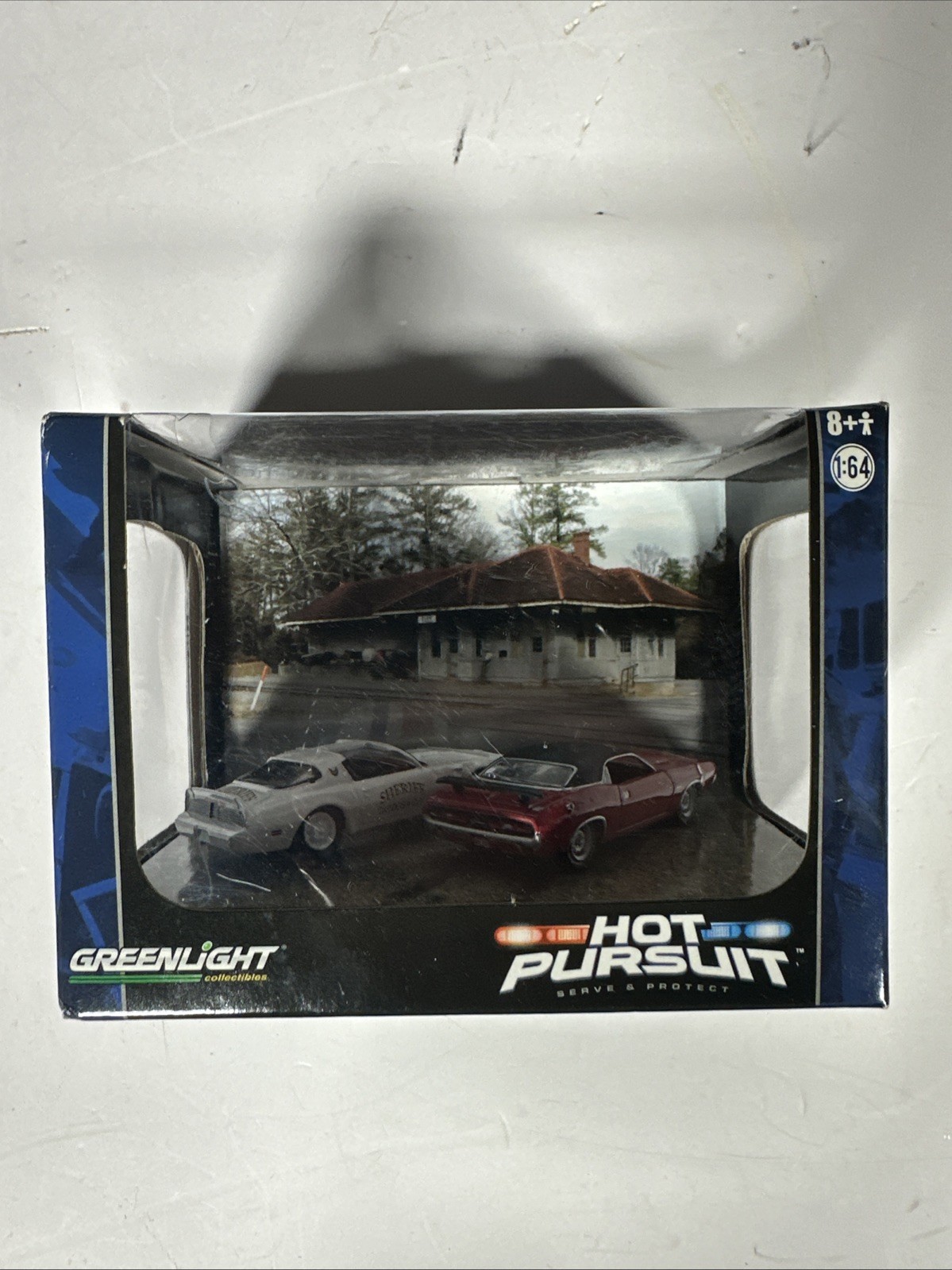 Greenlight Diorama Hot Pursuit Highway Pontiac, Trans Am And Dodge Charger 2012