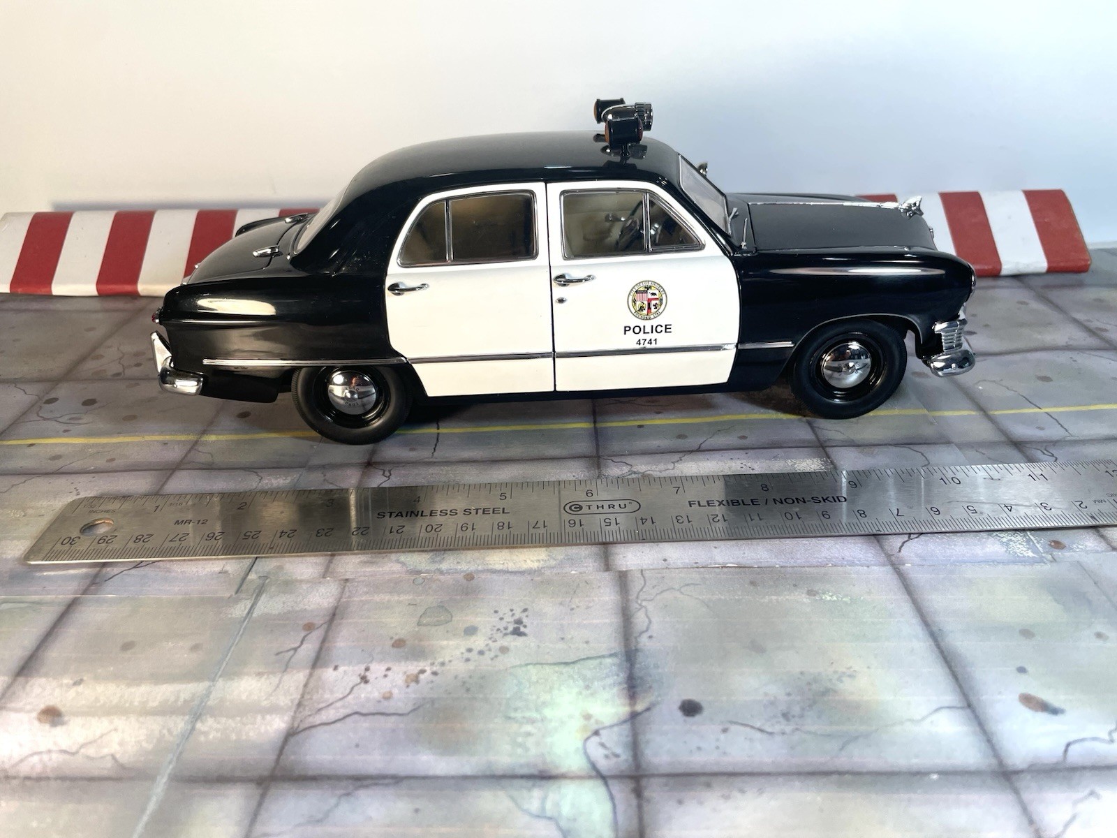 Rare 1/18 Precision Miniatures LAPD 1950 Ford Police Car Dragnet OrigOwn *READ*