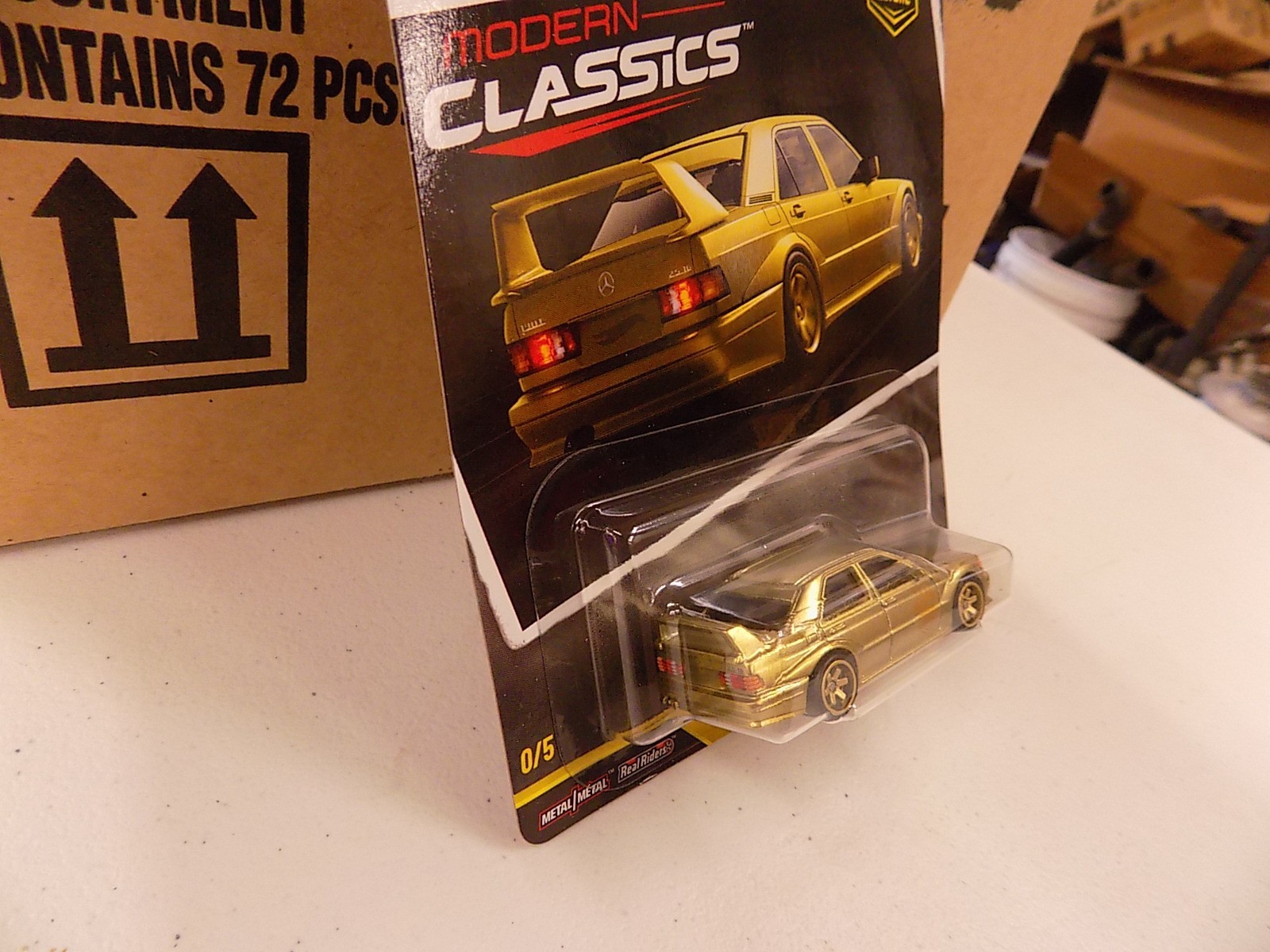 Hot Wheels Premium Modern Classics Chase Mercedes-Benz 190 E 2.5-16 EVO II – 0/5