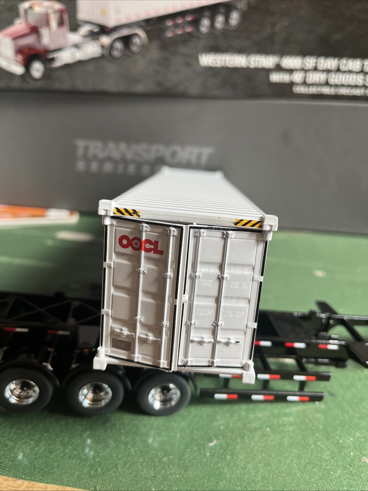 DieCast Masters 71064 1:50 Western Star 4900 SF Day Cab Tandem Tractor