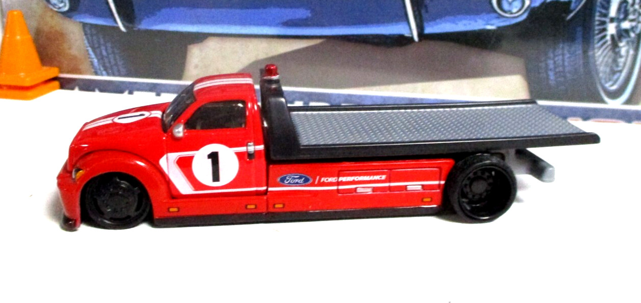 Maisto Design Elite Flatbed Transport New/Loose Metal/Plastic Rubber Tires!