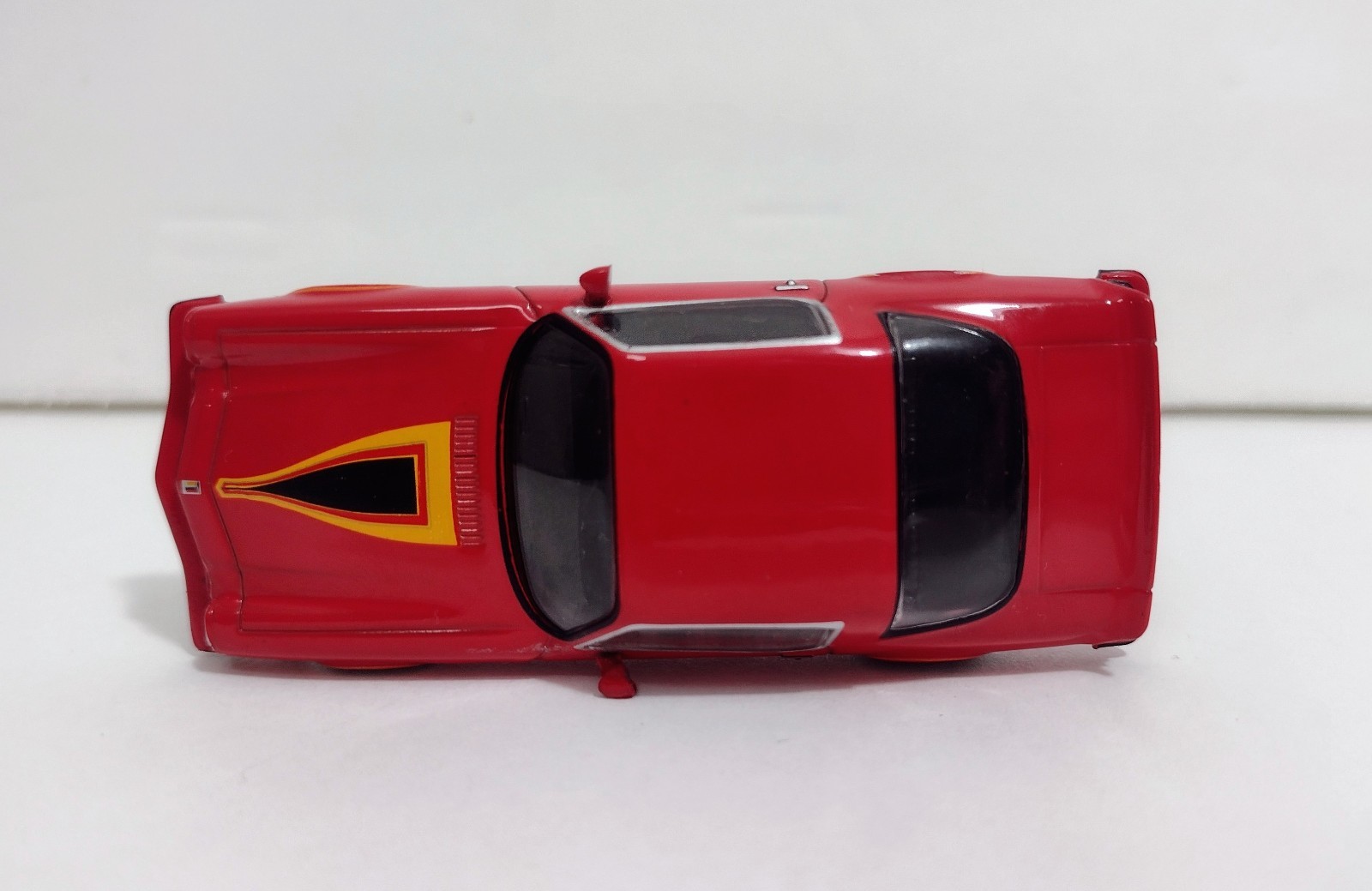 IXO Models 1977 Chevrolet Camaro Z28 1:64 Scale *Defects Read Description*