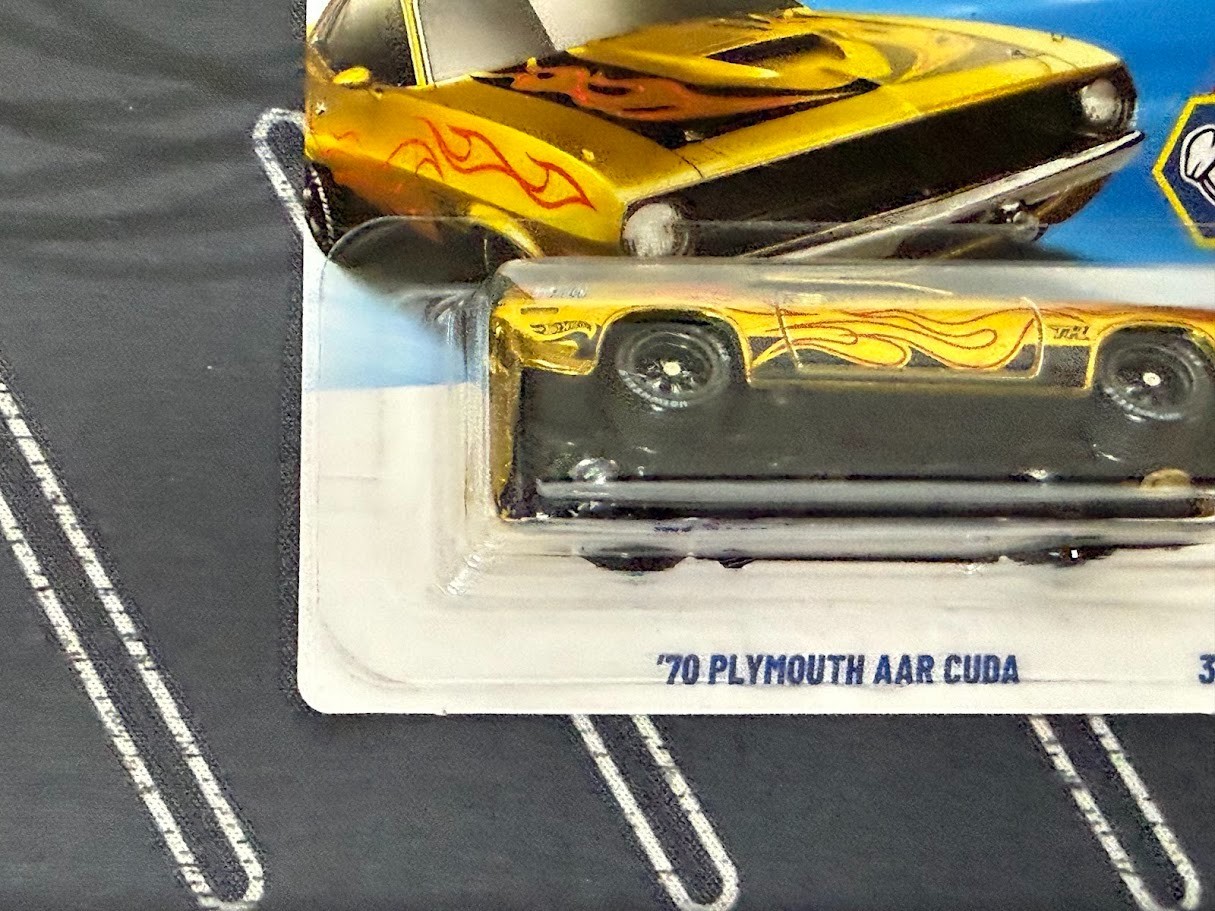 2026 Hot Wheels Super Treasure Hunt ‘70 Plymouth AAR Cuda Short Card W/Protector
