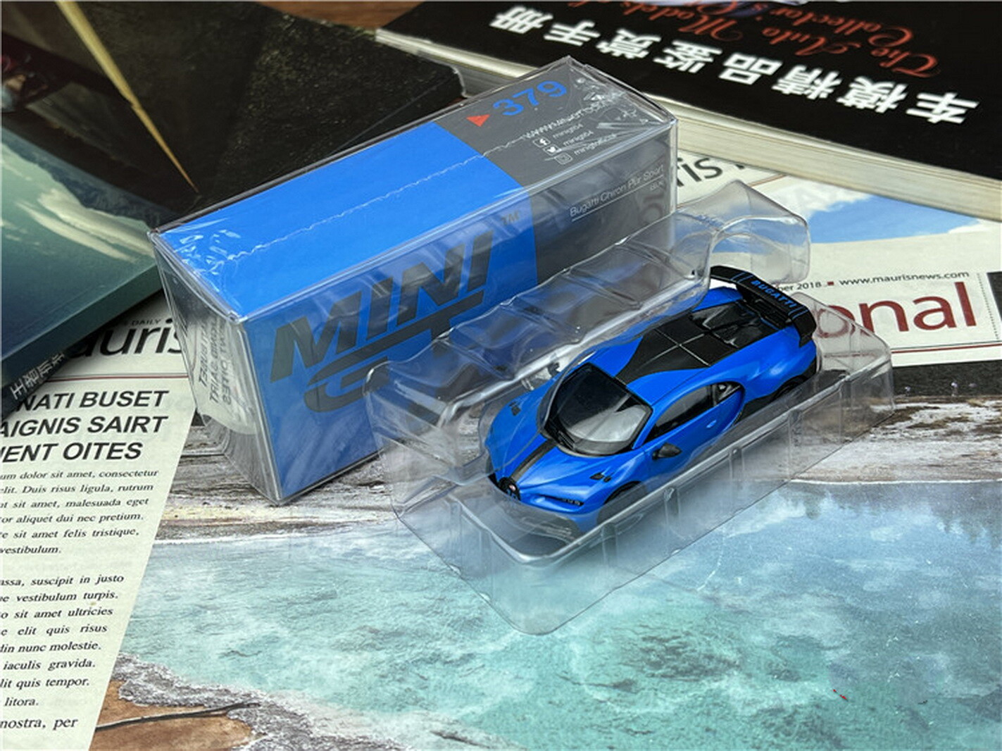 1/64 Scale Bugatti Chiron Pur Sport Blue Diecast Car Model Toy Collection