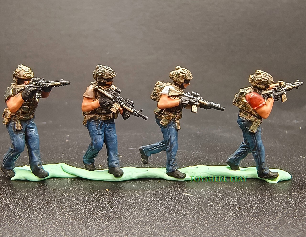 miniture 1/72 TANK 1:72 WW2 USA ARMY SWAT soldiers special forces toy totalwar