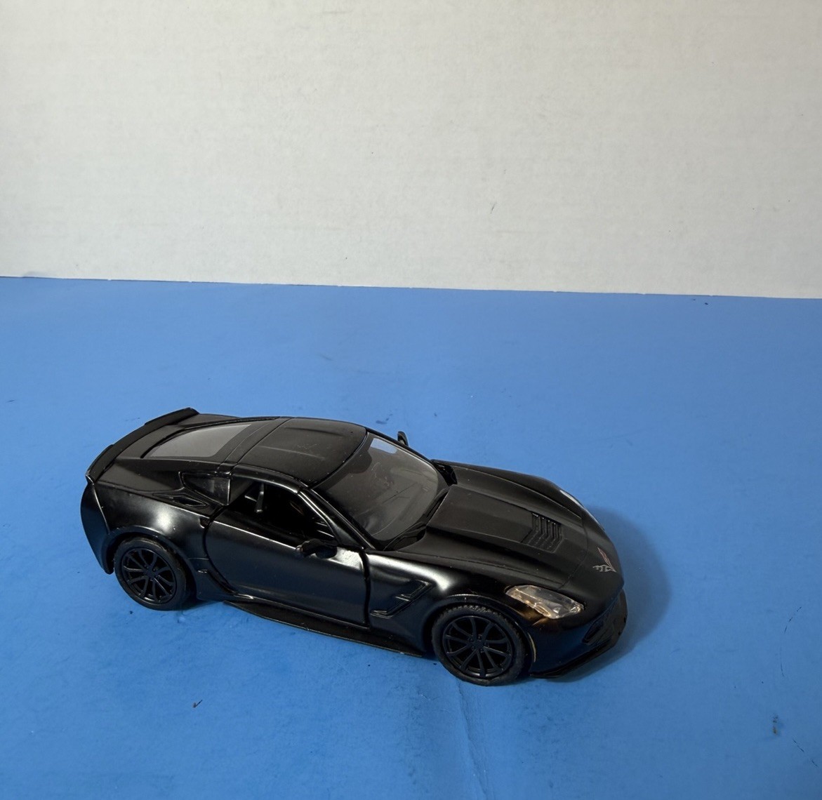 2015 Chevrolet Corvette C7 Grand Sport — Collectible Sports Car Model