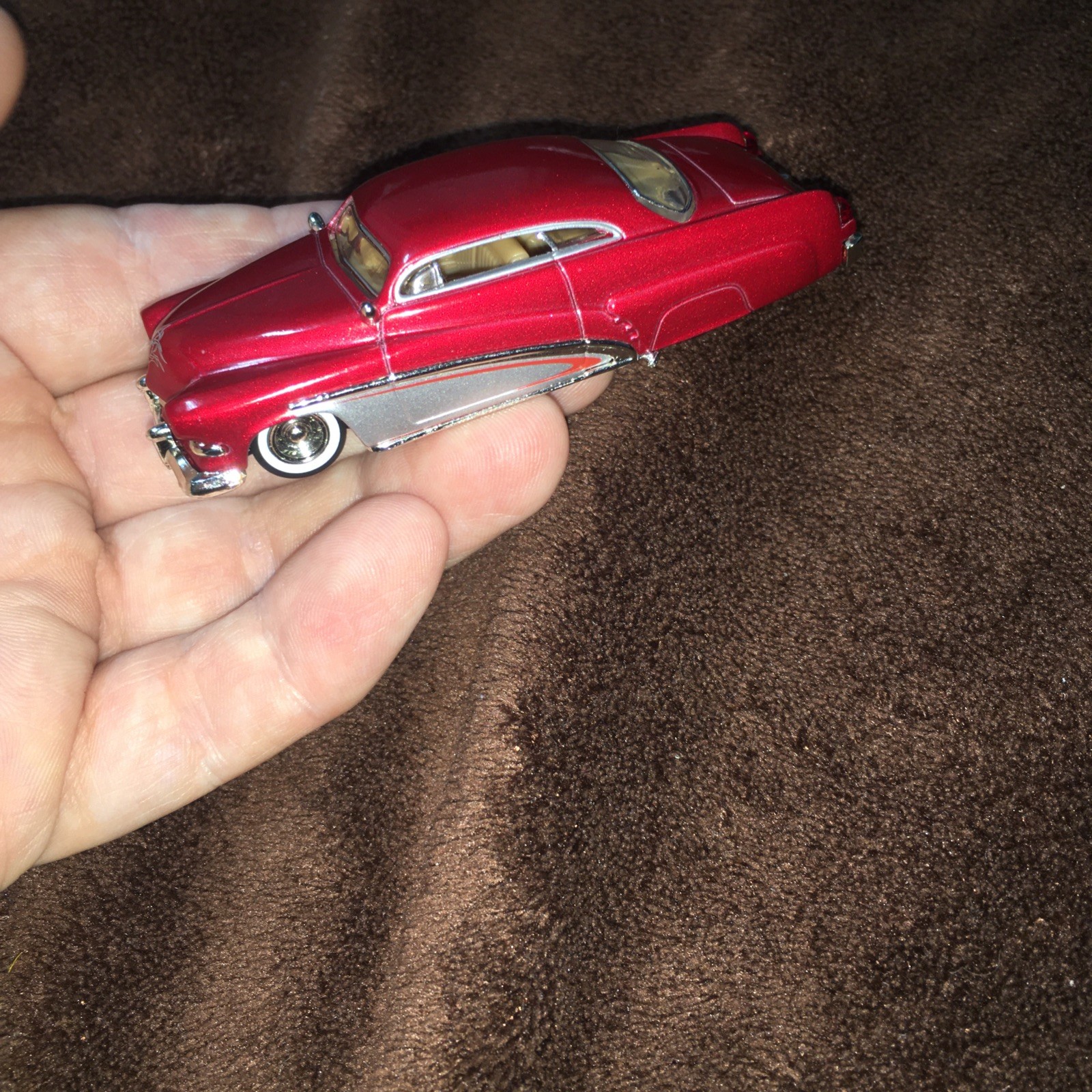 1:64 Hot Wheels Limited Edition 1951 51 Merc Mercury Red and Sliver Legends