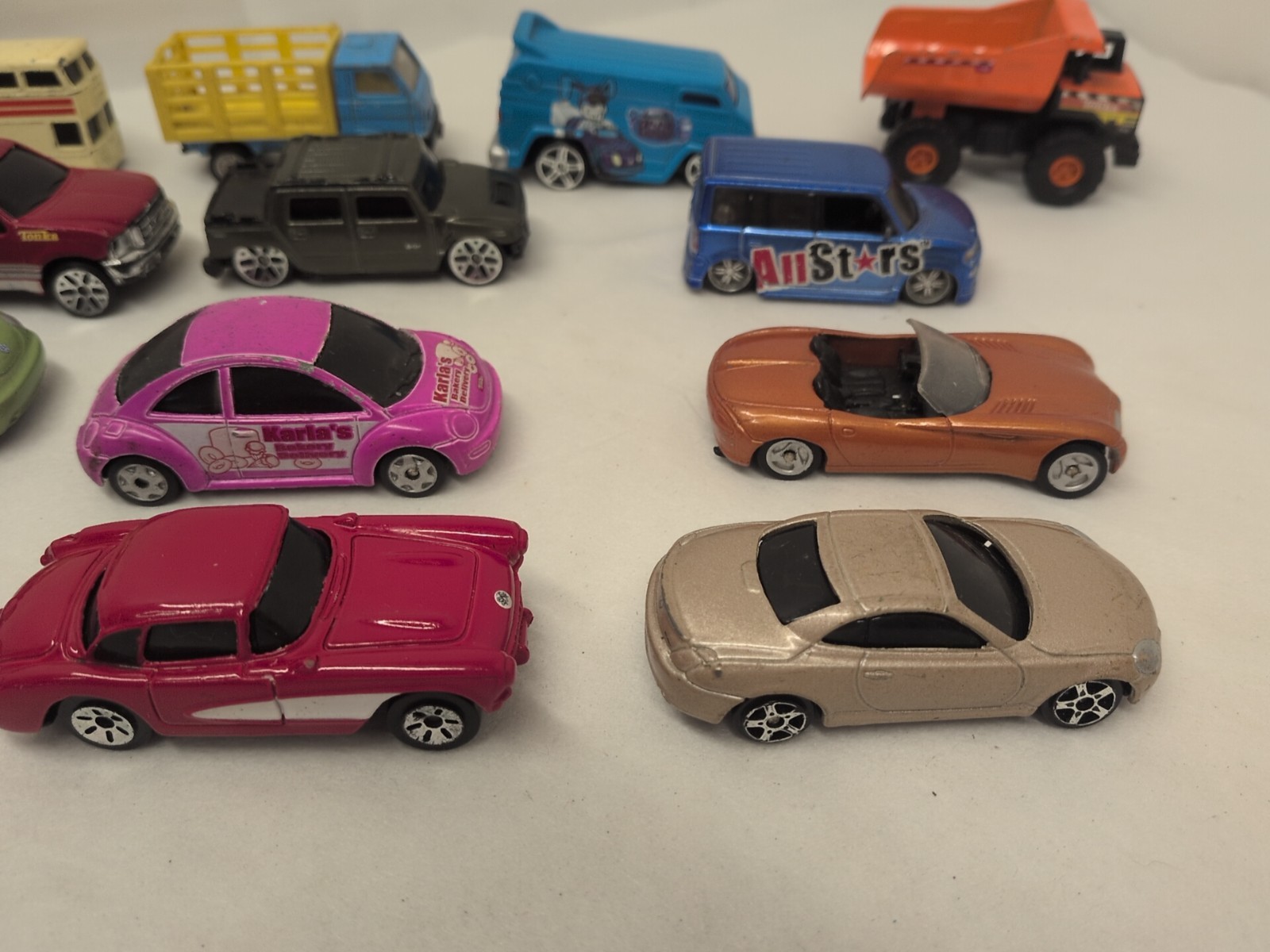Maisto 1/64 Diecast Lot of 13 Loose Cars Various Years and Models See Photos