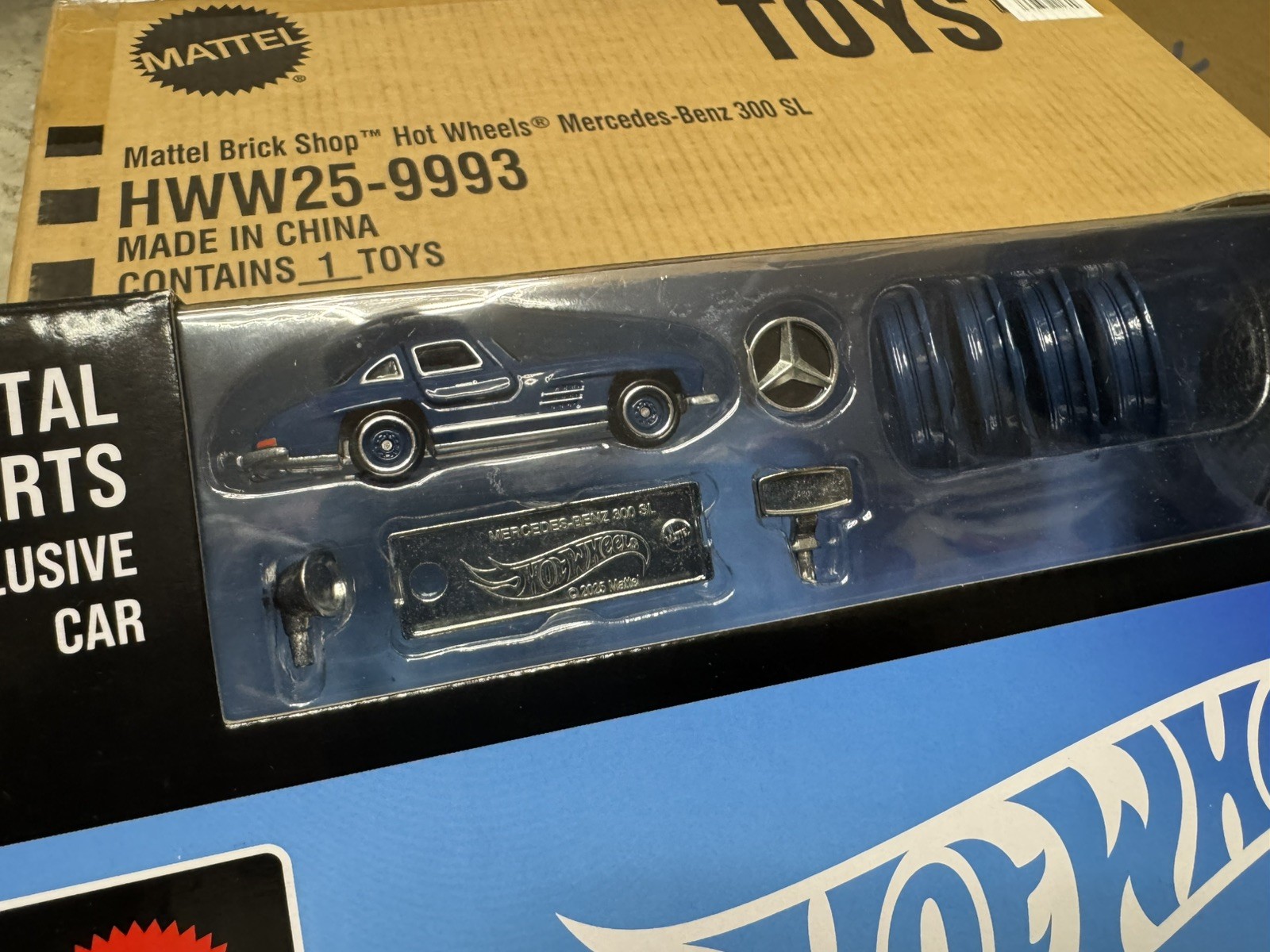Mattel Brick Shop Hot Wheels Premium Series Building Set Mercedes-Benz 300 SL