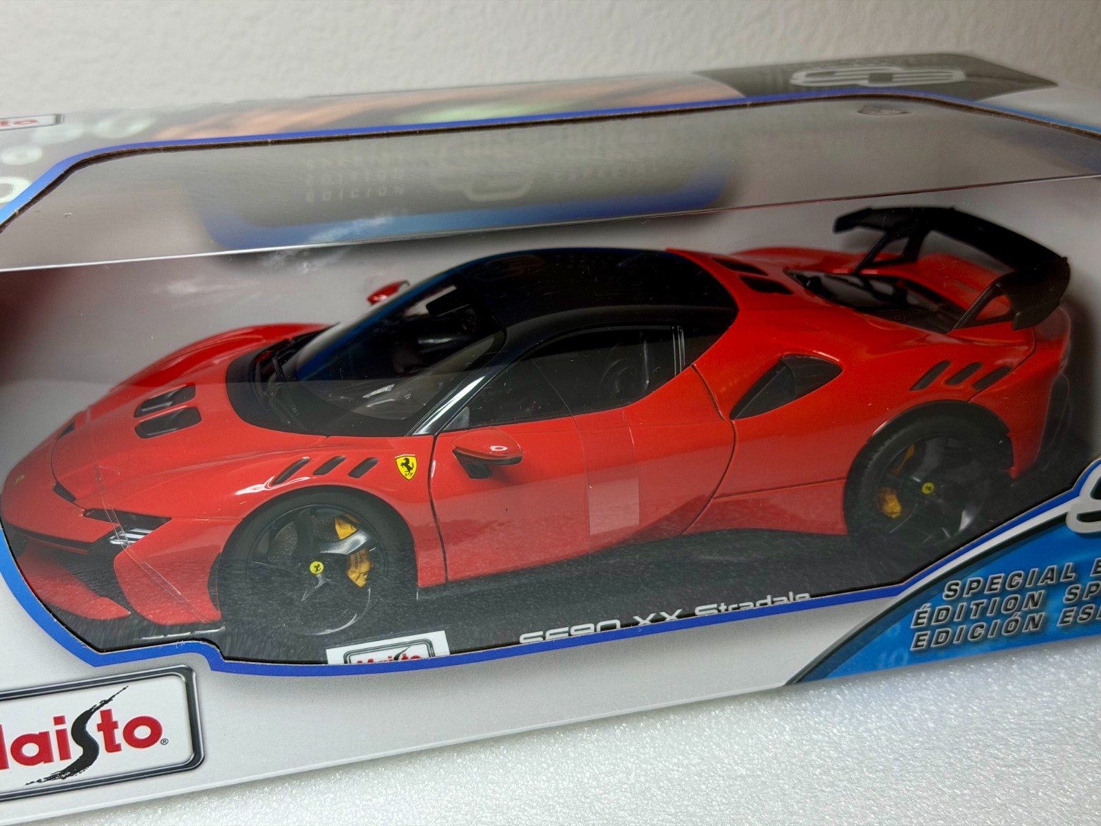 Maisto 1:18 Ferrari SF90 XX Stradale Red Full-open Diecast IN HAND